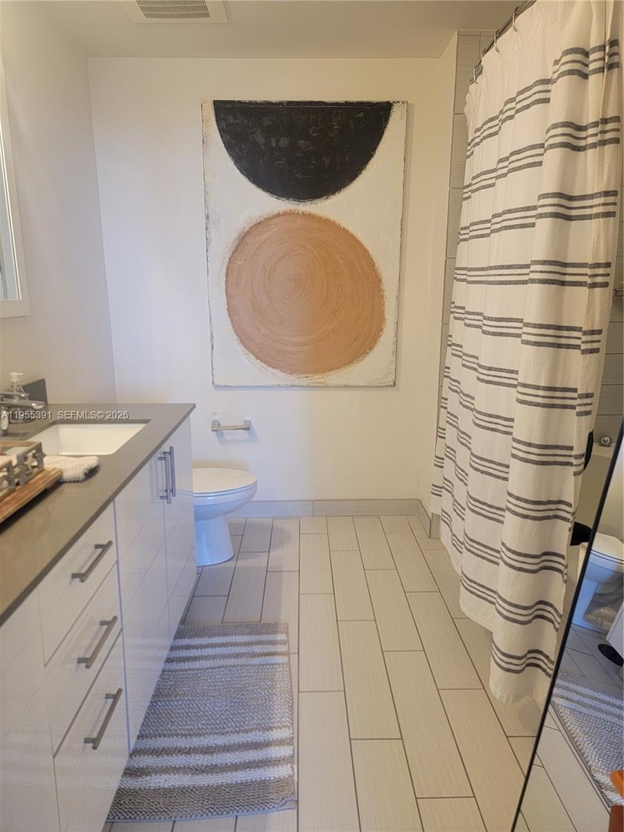 999 SW 1st Ave #2302, Miami FL 33130