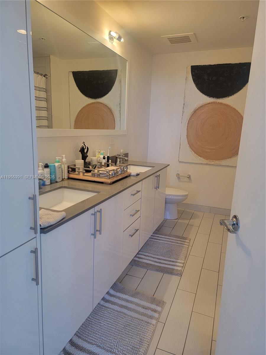 999 SW 1st Ave #2302, Miami FL 33130