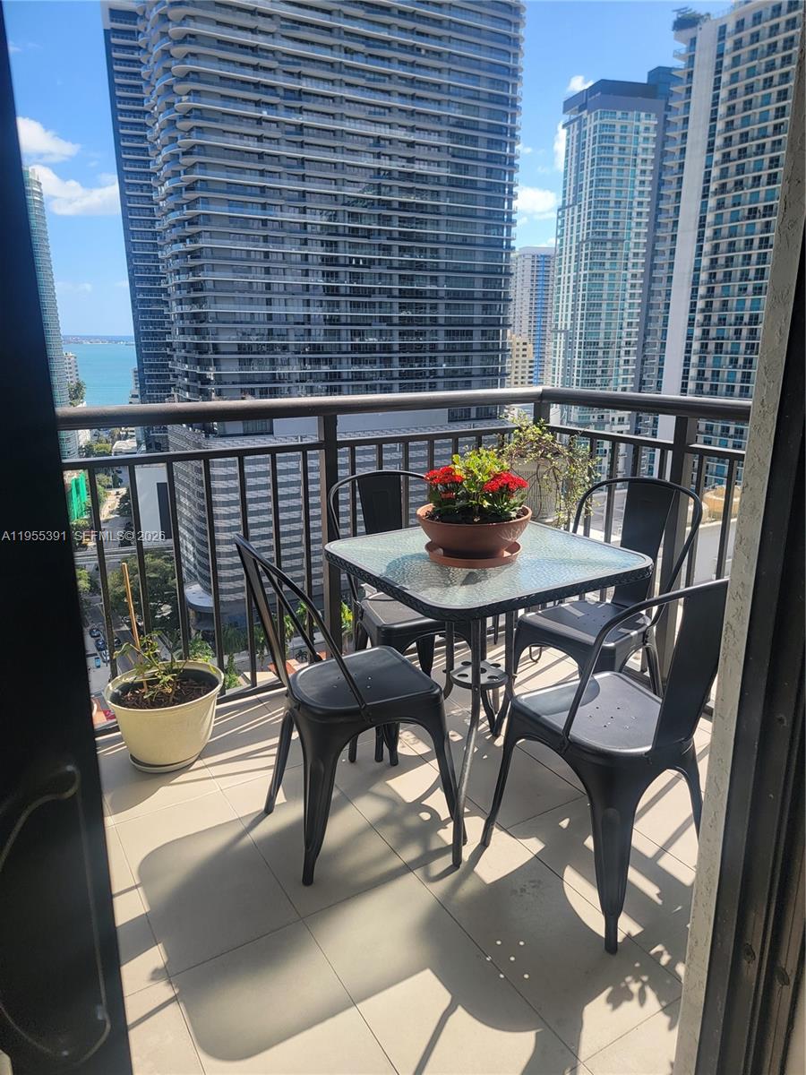999 SW 1st Ave #2302, Miami FL 33130