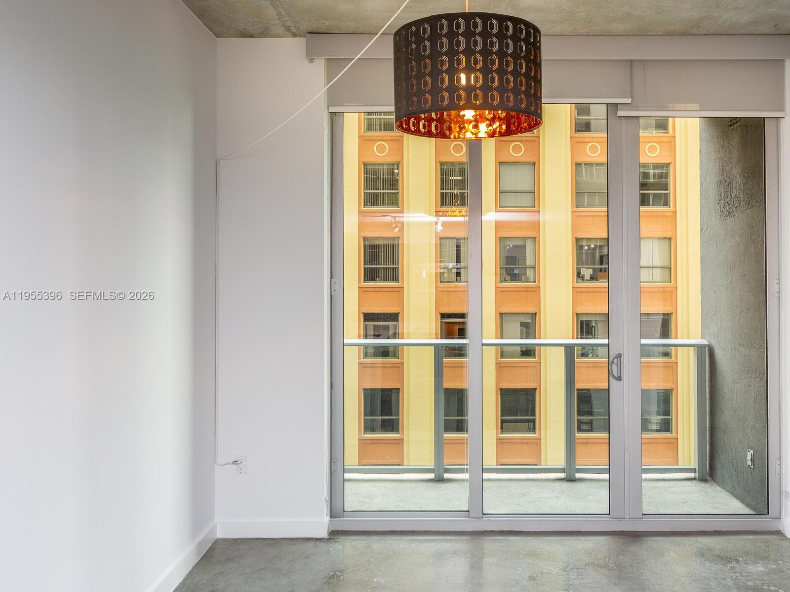 151 SE 1st St #805, Miami FL 33131