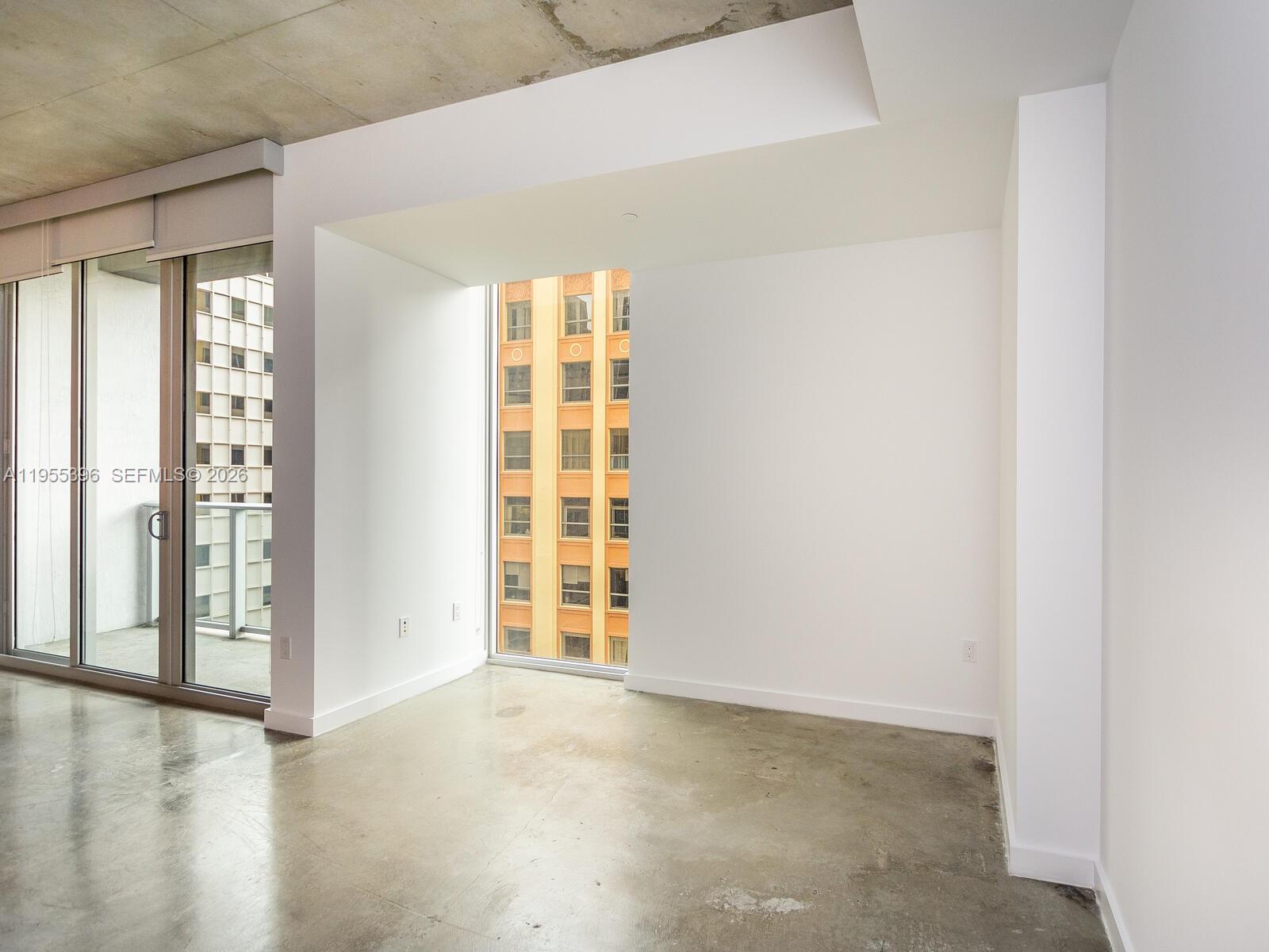 151 SE 1st St #805, Miami FL 33131