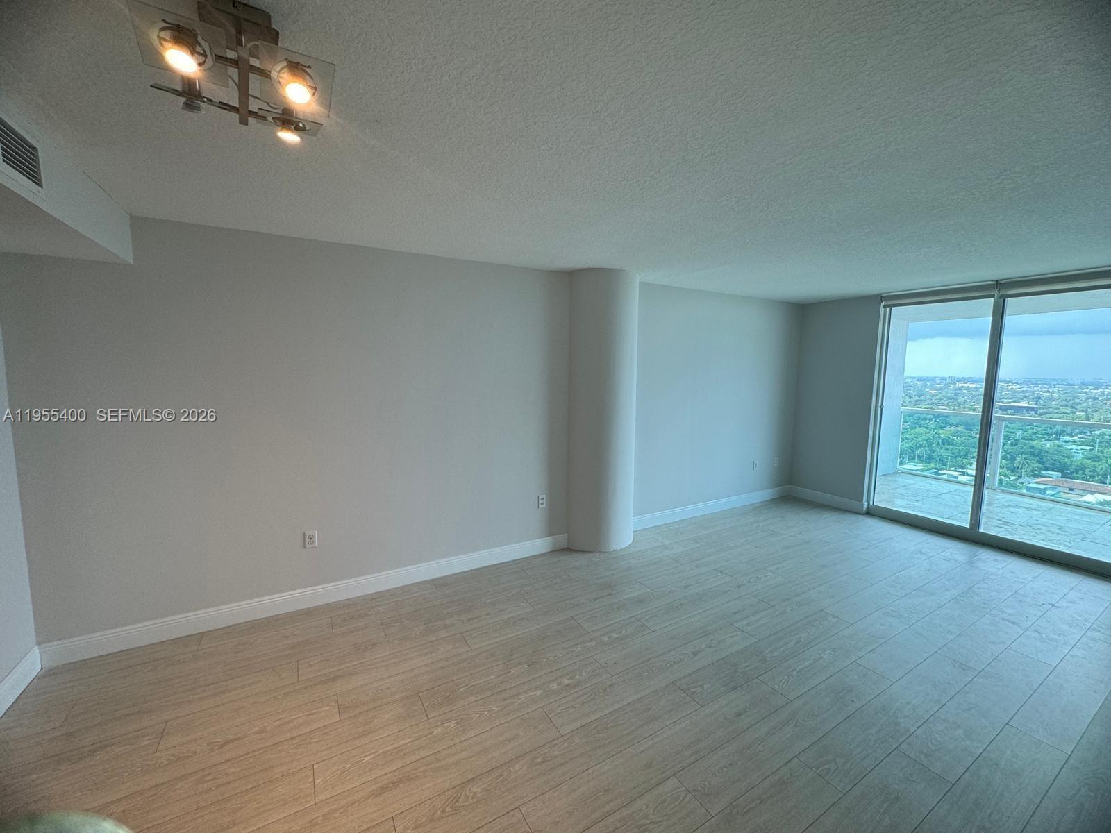 2101 Brickell Ave #1901, Miami FL 33129
