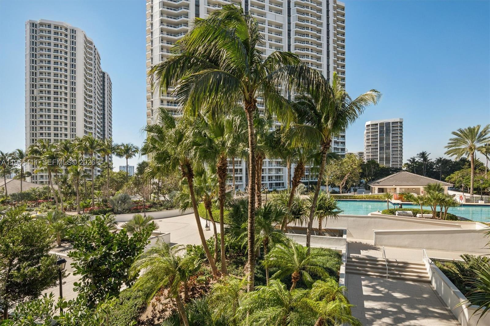 21200 Point Pl #504, Aventura FL 33180