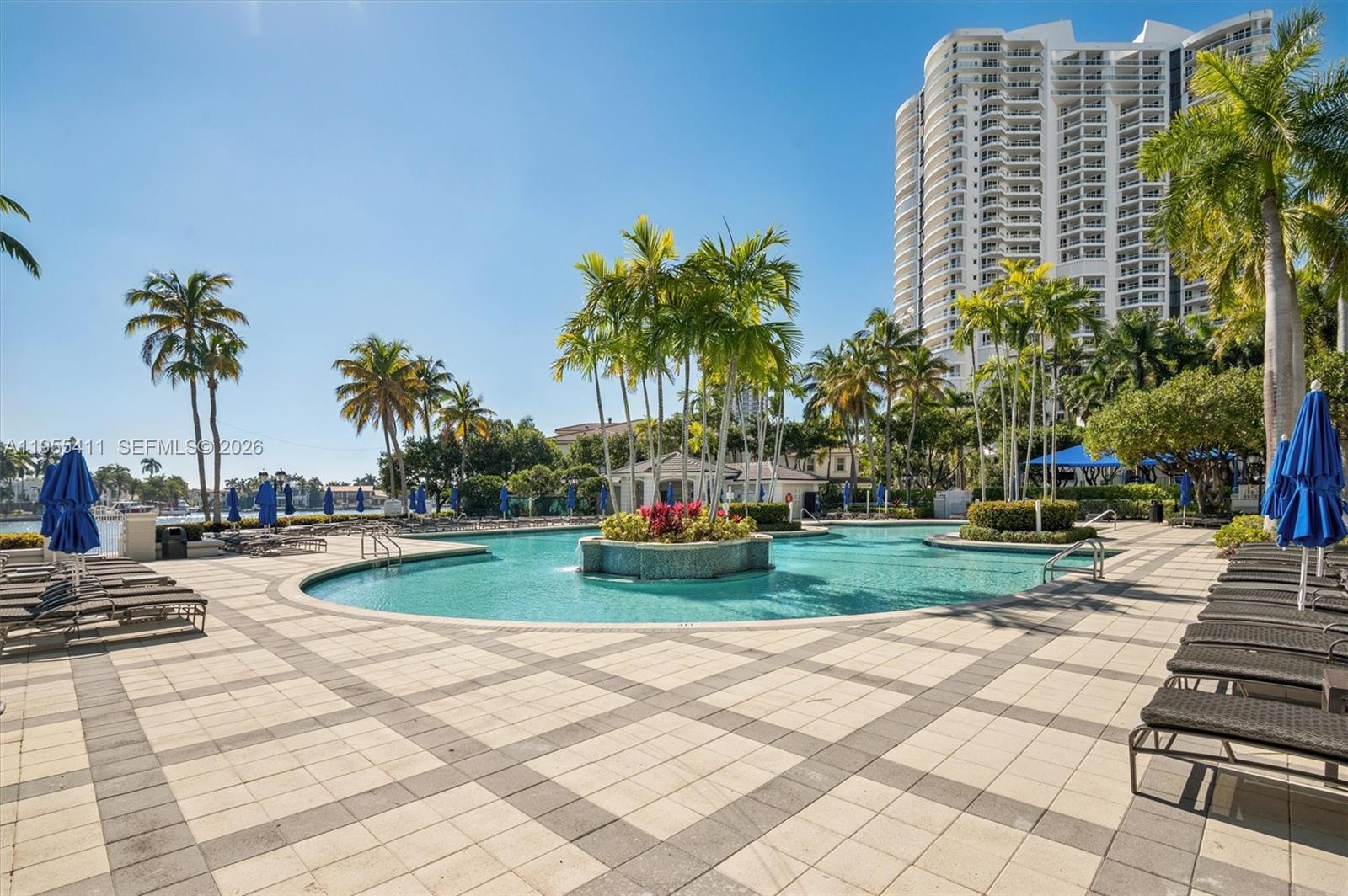 21200 Point Pl #504, Aventura FL 33180