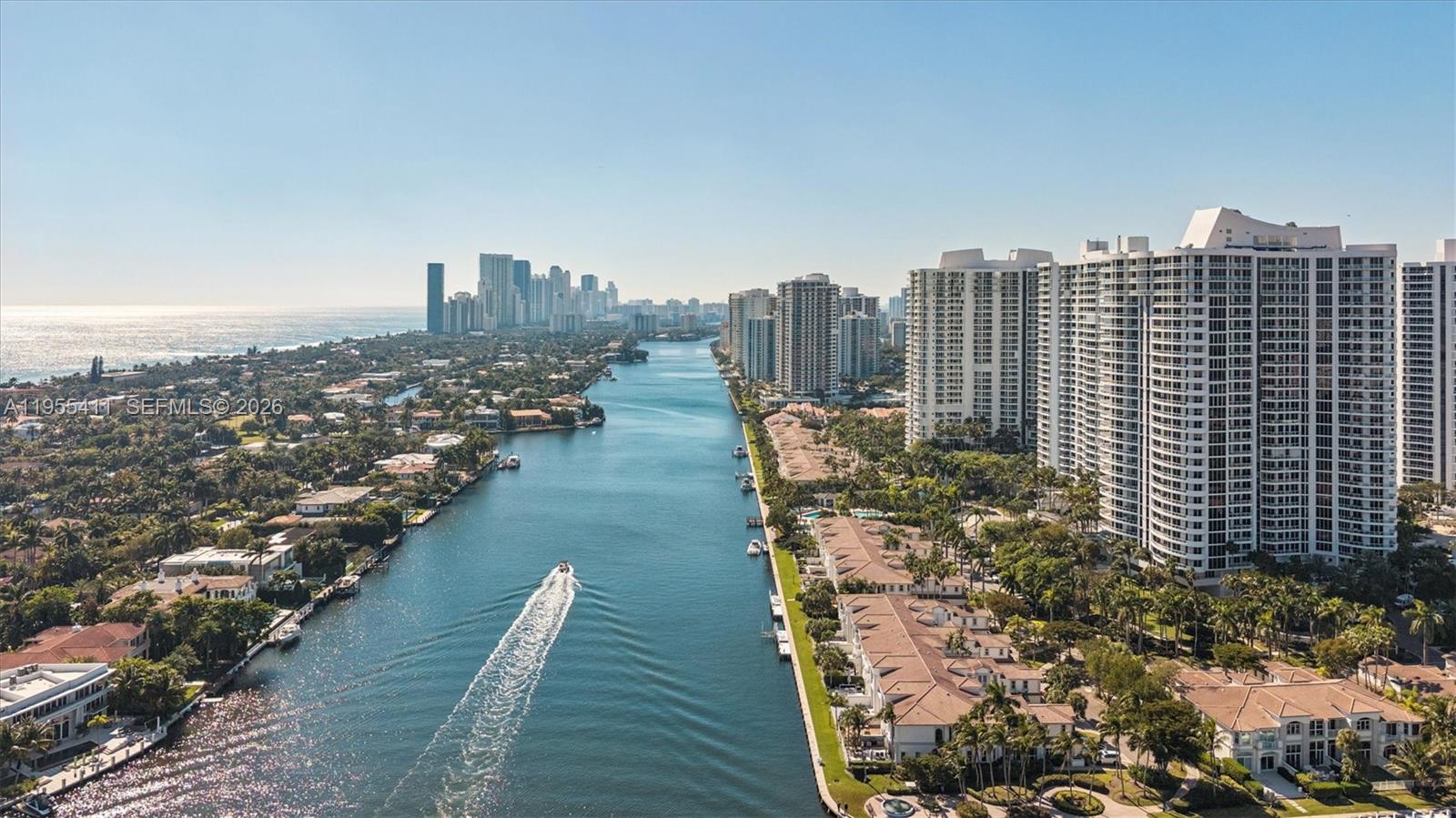 21200 Point Pl #504, Aventura FL 33180