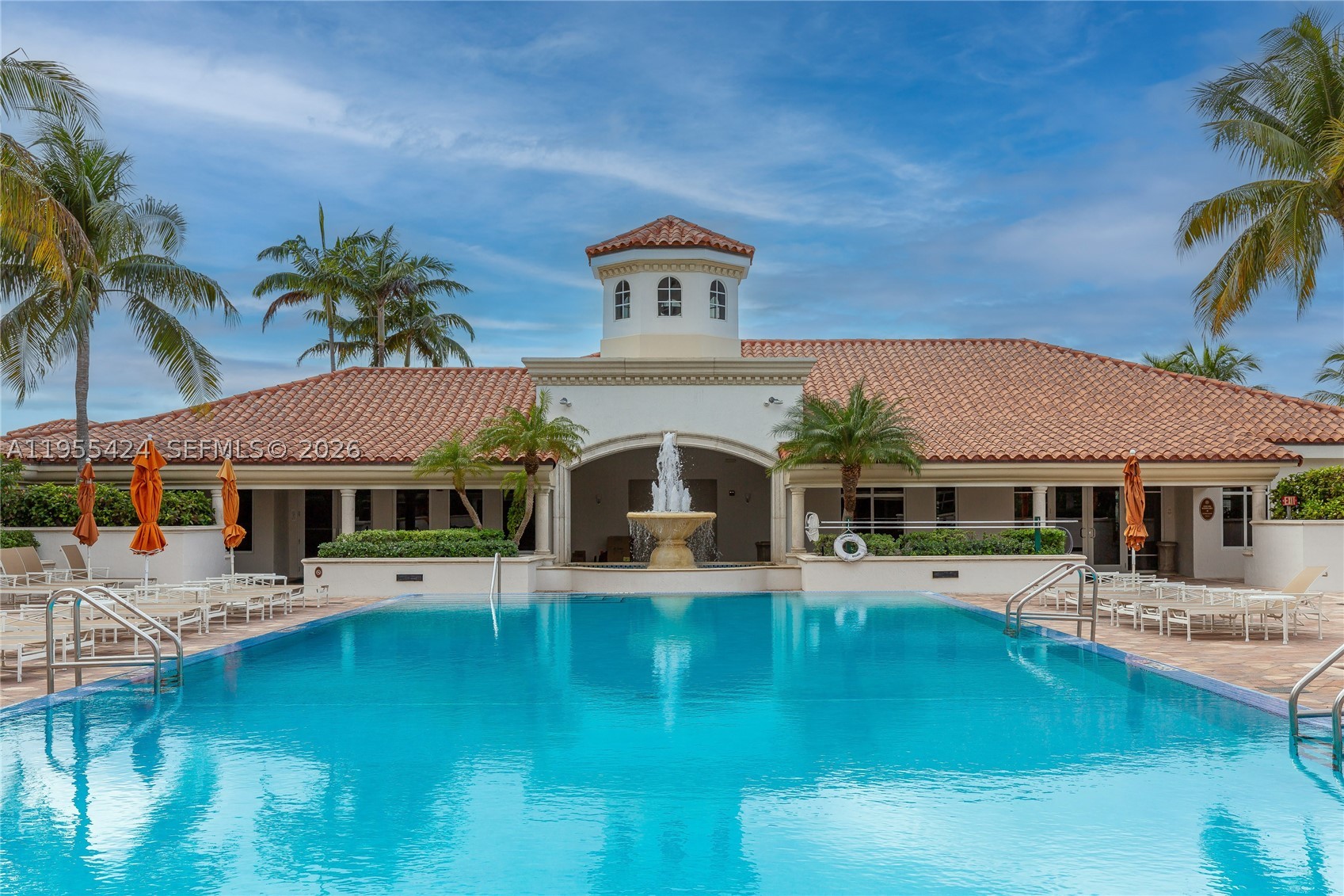 20000 E Country Club Dr #402, Aventura FL 33180