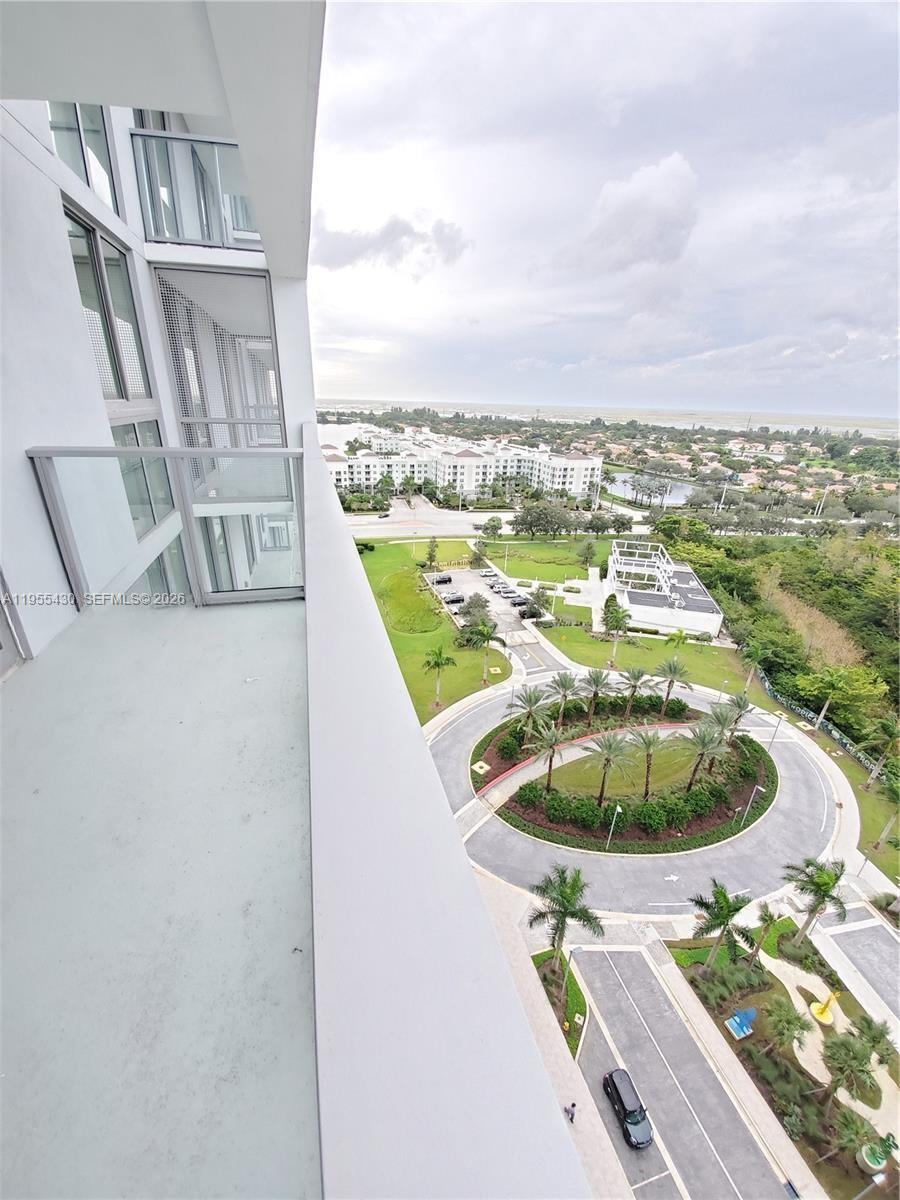 2000 Metropica Way #1401, Sunrise FL 33323