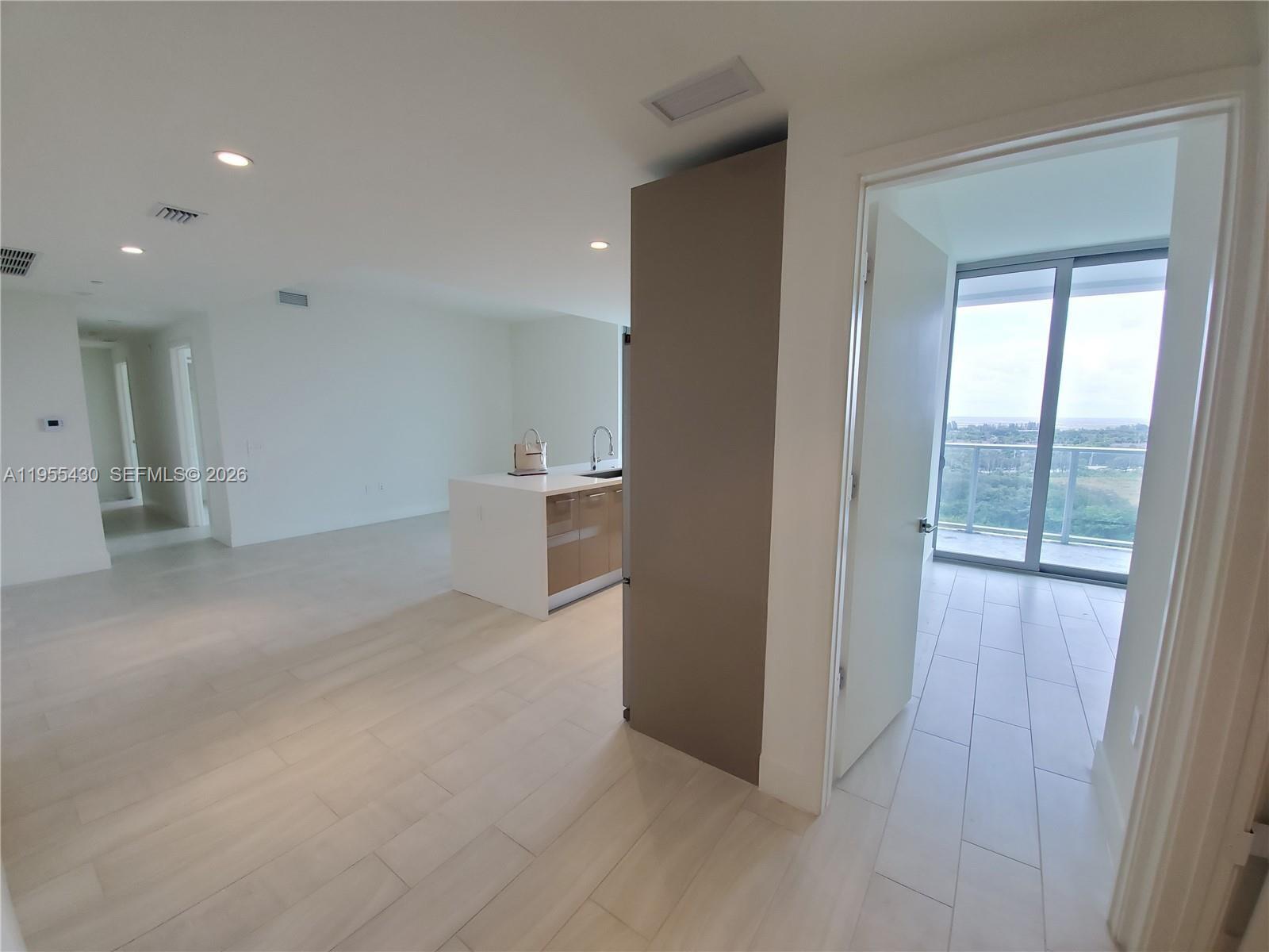 2000 Metropica Way #1401, Sunrise FL 33323