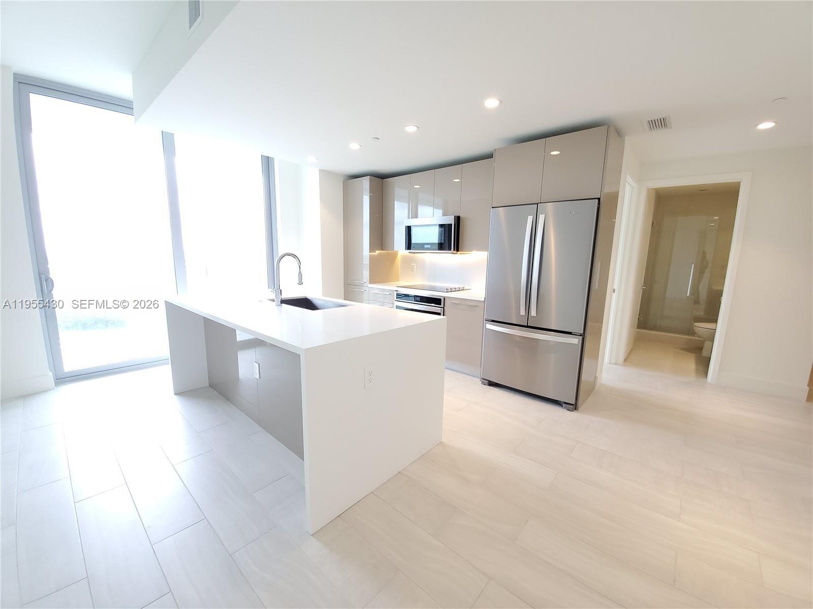 2000 Metropica Way #1401, Sunrise FL 33323