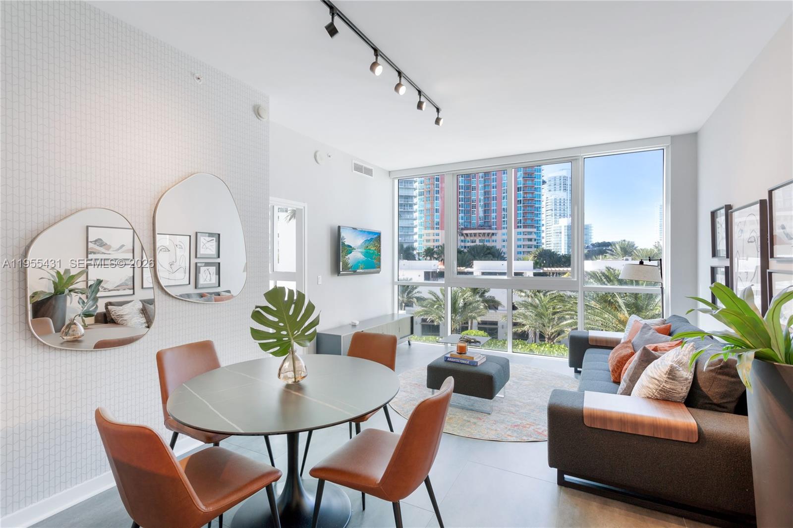 50 S Pointe Dr #609, Miami Beach FL 33139