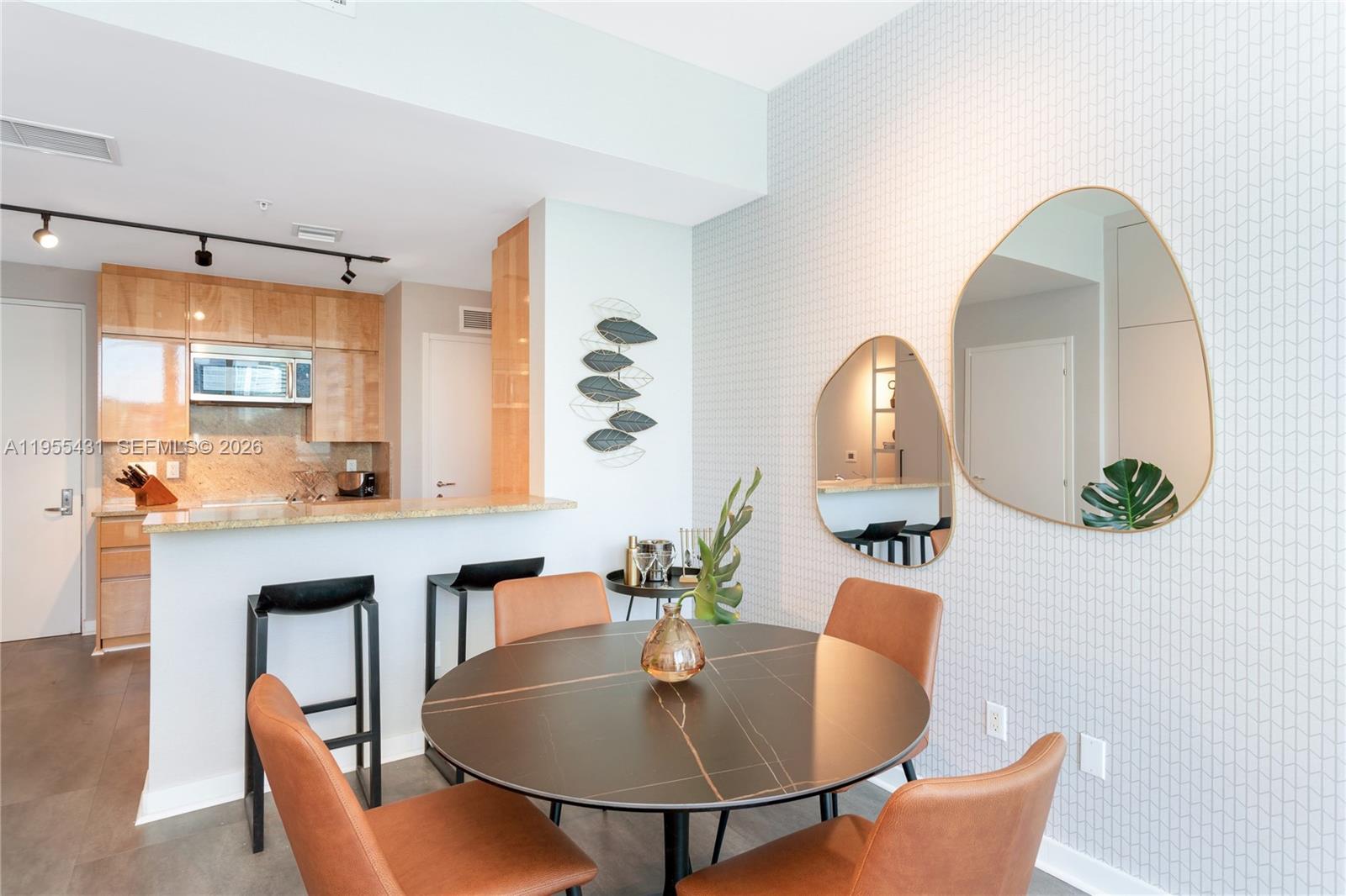 50 S Pointe Dr #609, Miami Beach FL 33139