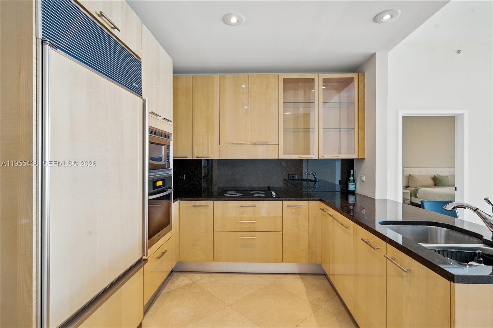 6799 Collins Ave #401, Miami Beach FL 33141