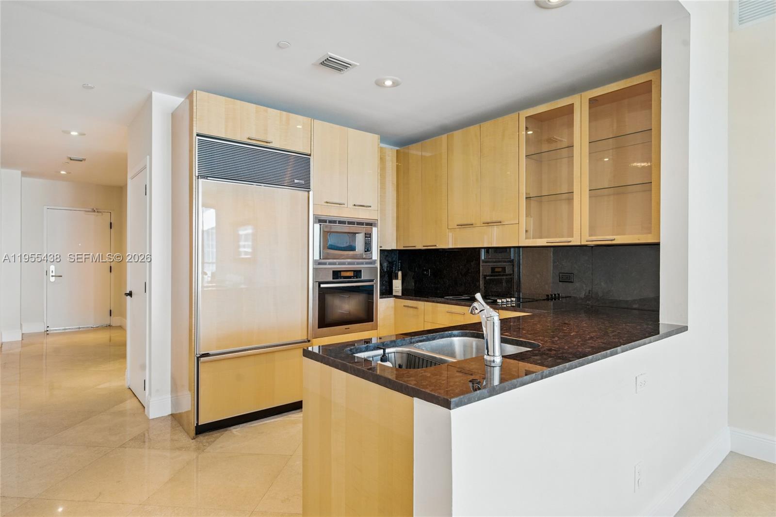 6799 Collins Ave #401, Miami Beach FL 33141