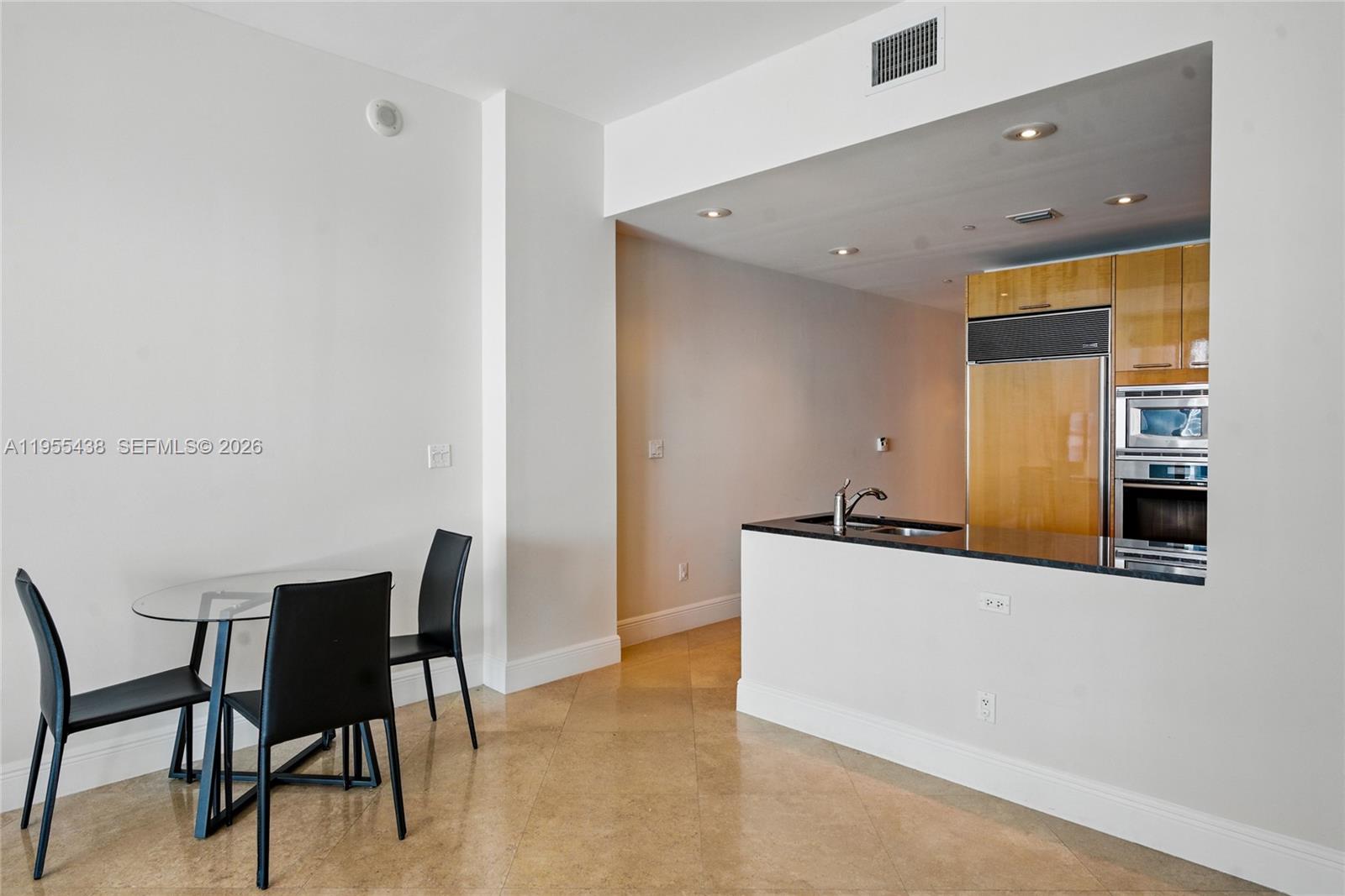 6799 Collins Ave #401, Miami Beach FL 33141
