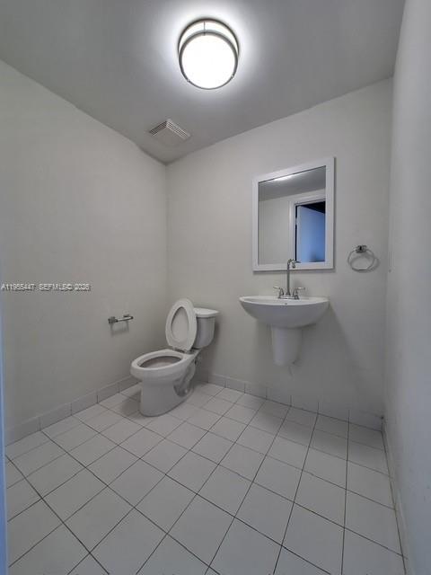 690 SW 1 Ct #2711, Miami FL 33130