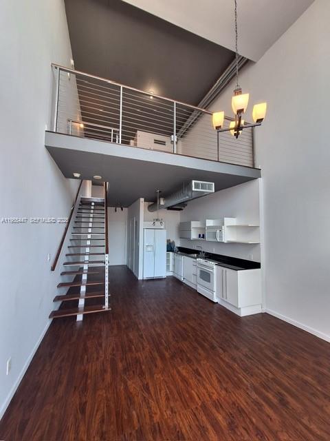 690 SW 1 Ct #2711, Miami FL 33130