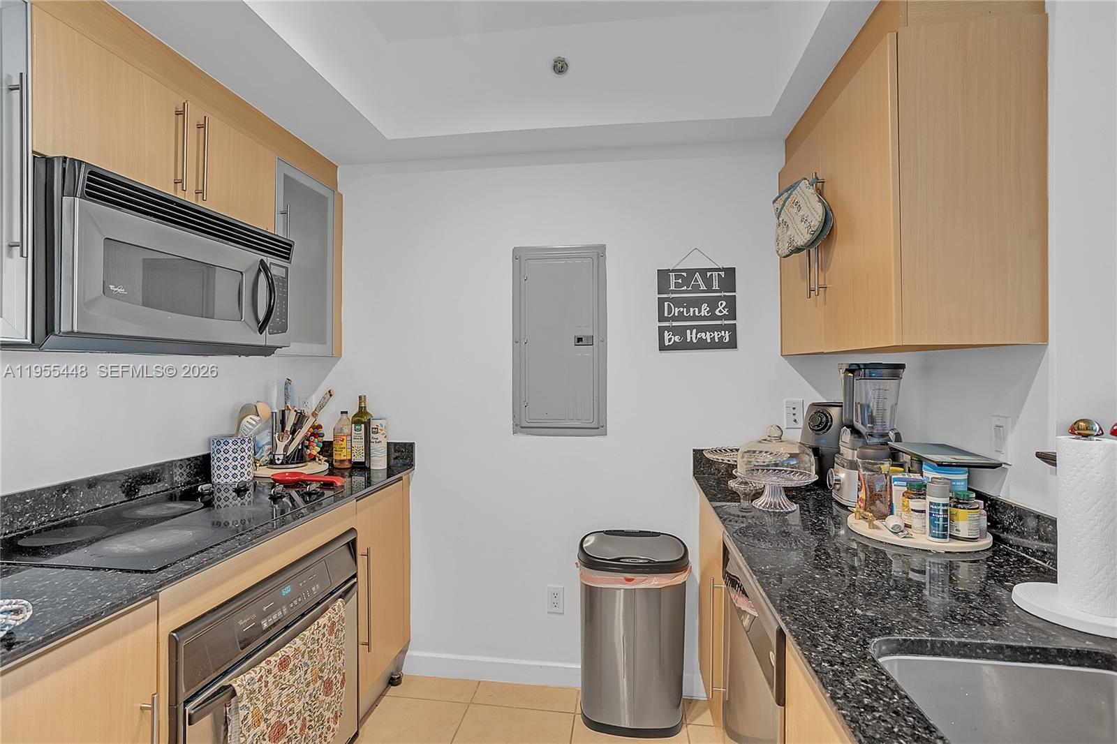 325 S BISCAYNE BL #3117, Miami FL 33131