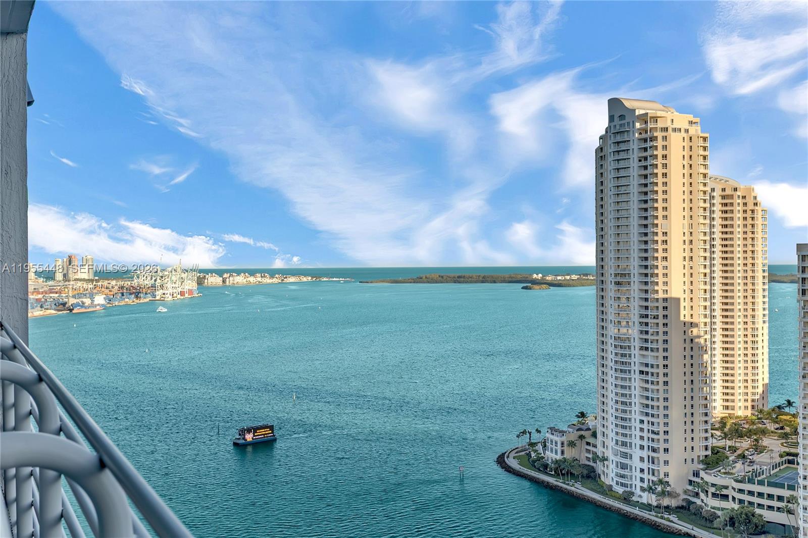 325 S BISCAYNE BL #3117, Miami FL 33131