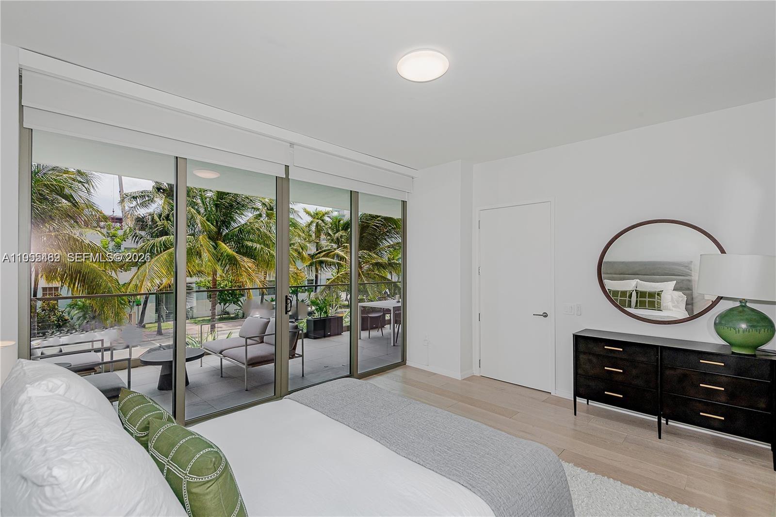 300 E Collins Ave #2D, Miami Beach FL 33139