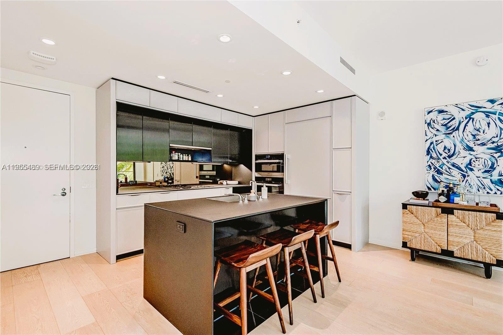 300 E Collins Ave #2D, Miami Beach FL 33139