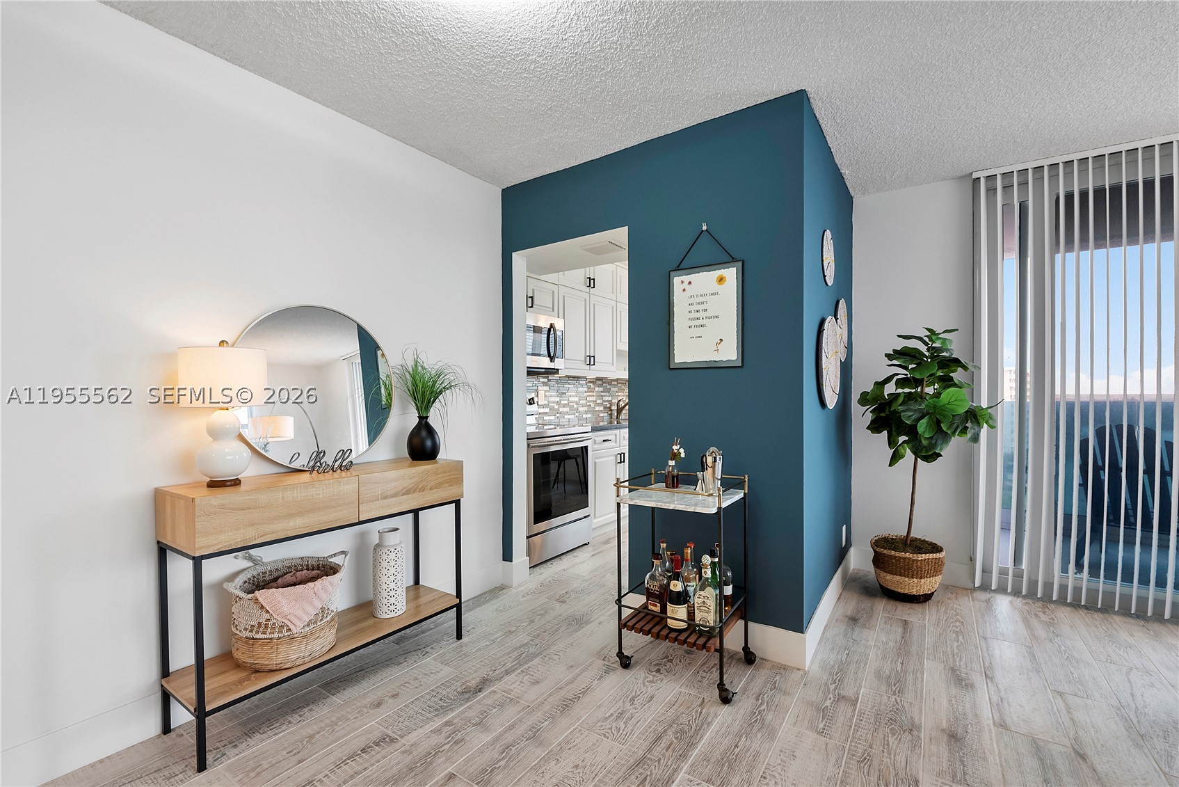2639 N Riverside Dr #806, Pompano Beach FL 33062