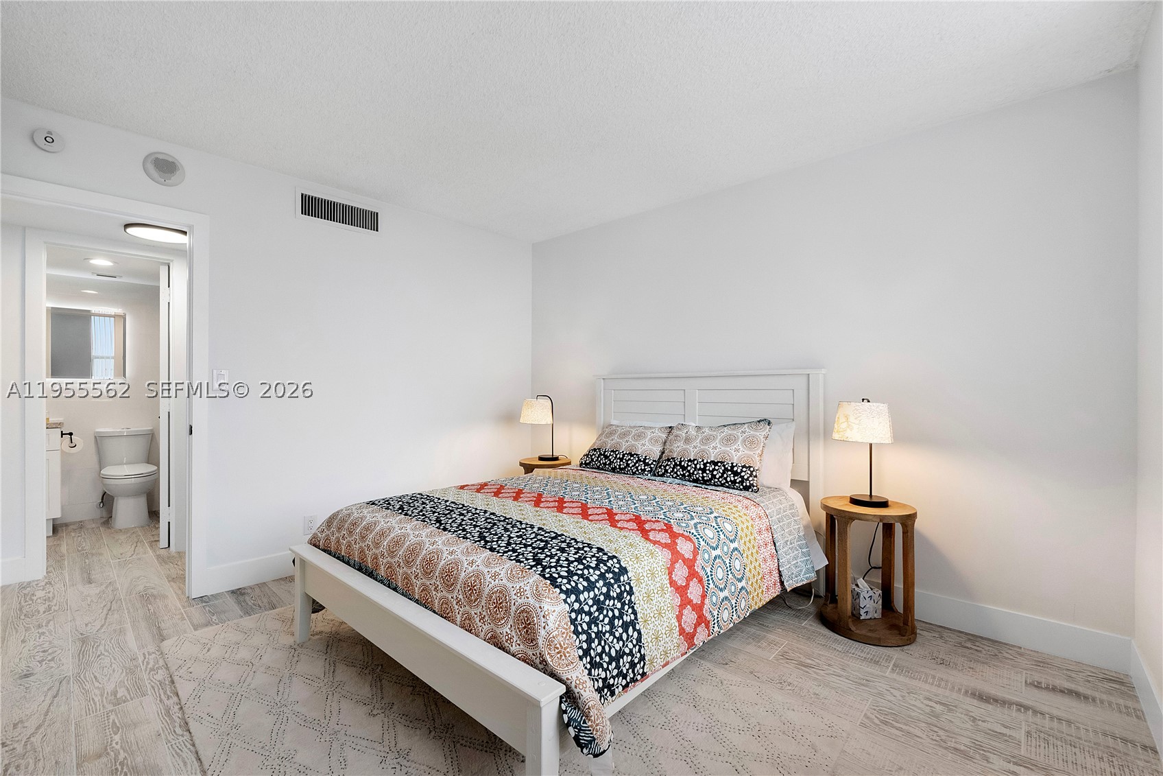 2639 N Riverside Dr #806, Pompano Beach FL 33062