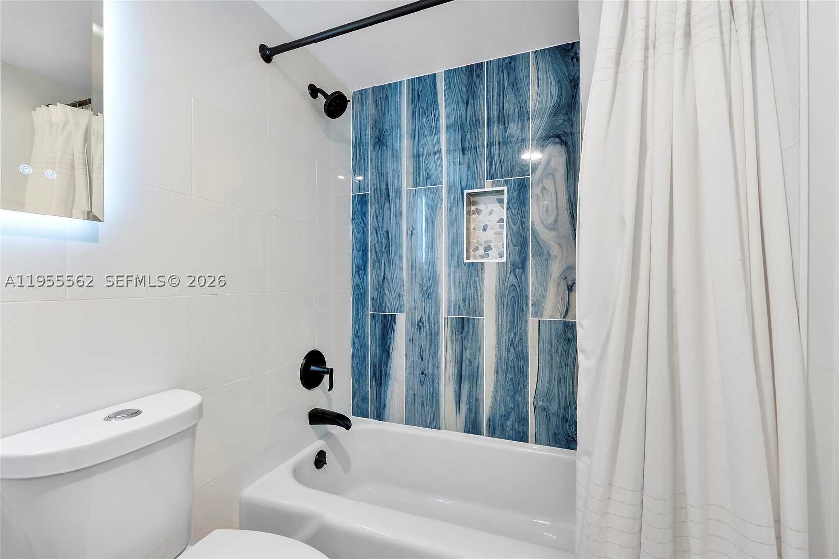 2639 N Riverside Dr #806, Pompano Beach FL 33062