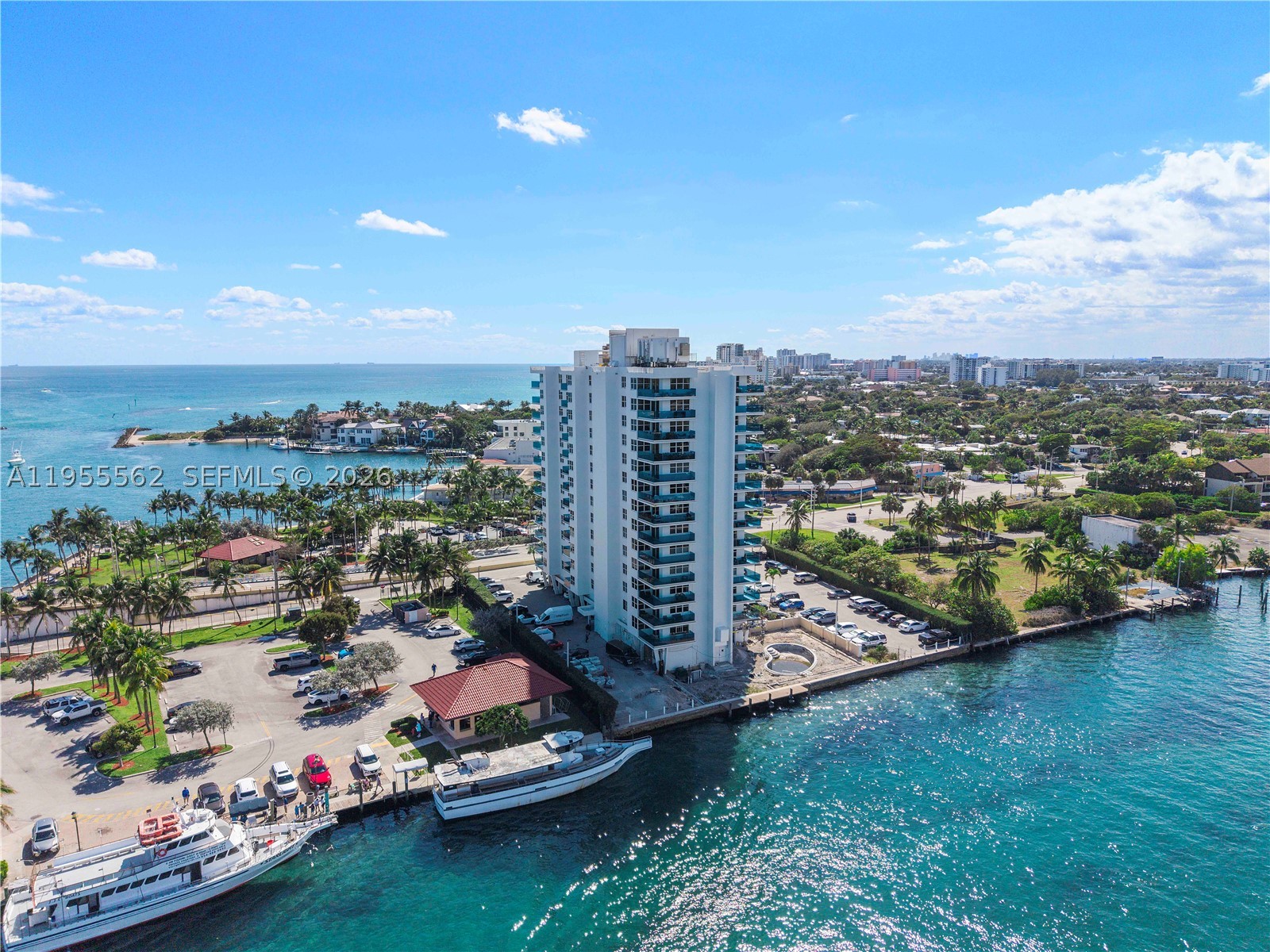 2639 N Riverside Dr #806, Pompano Beach FL 33062