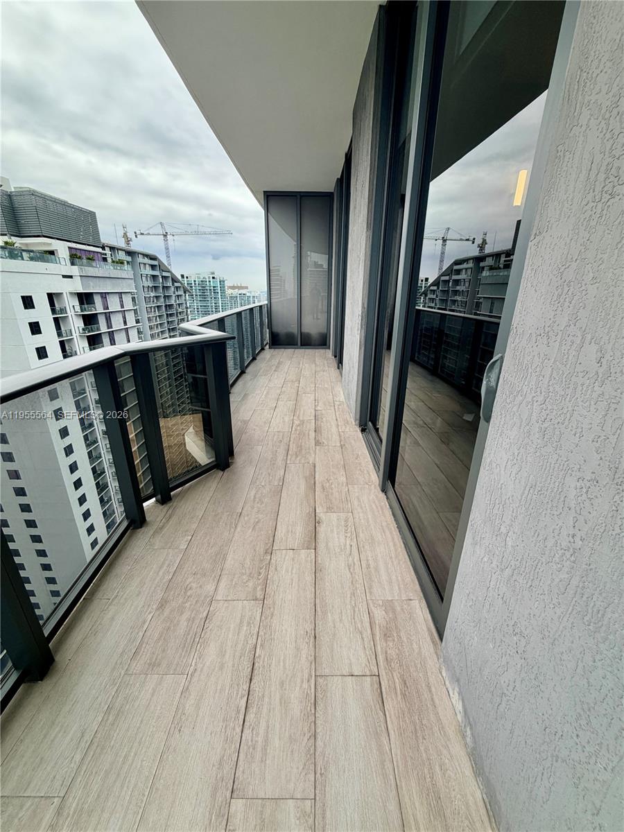 45 SW 9th St #4606, Miami FL 33130