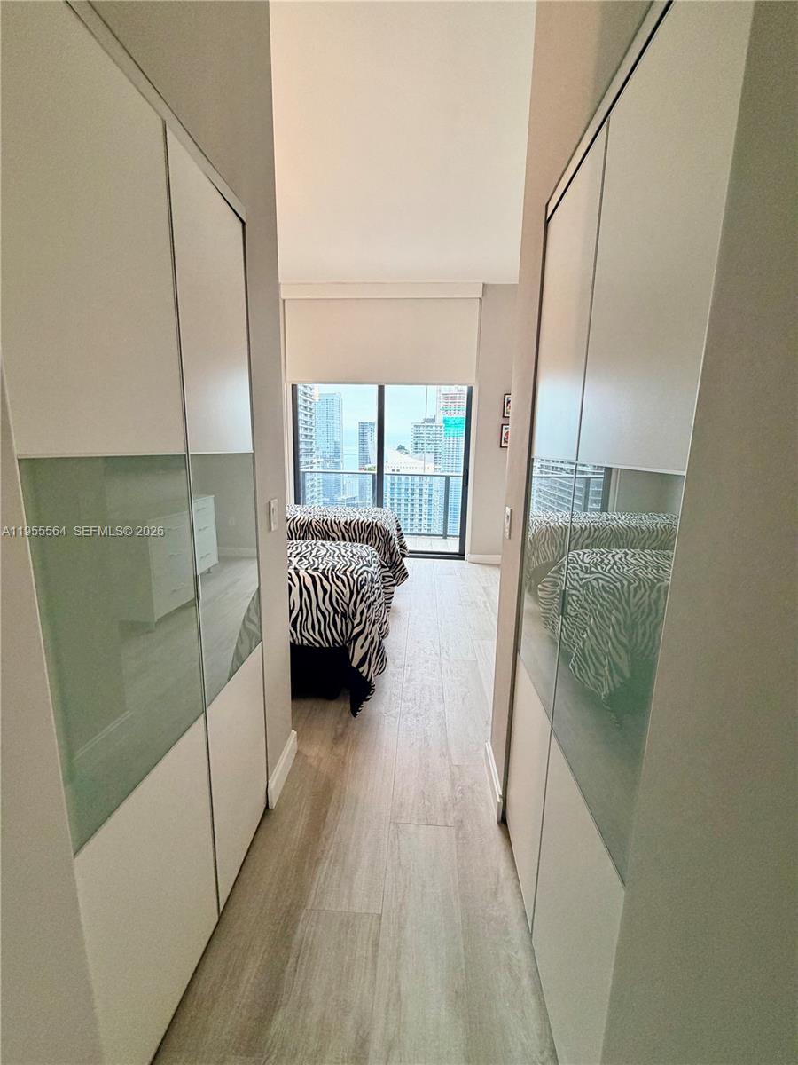 45 SW 9th St #4606, Miami FL 33130