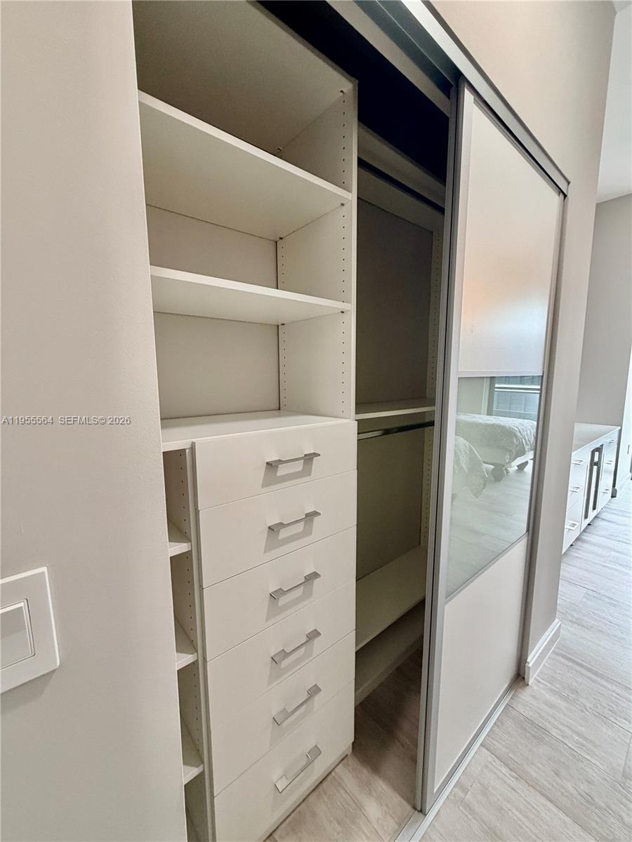 45 SW 9th St #4606, Miami FL 33130