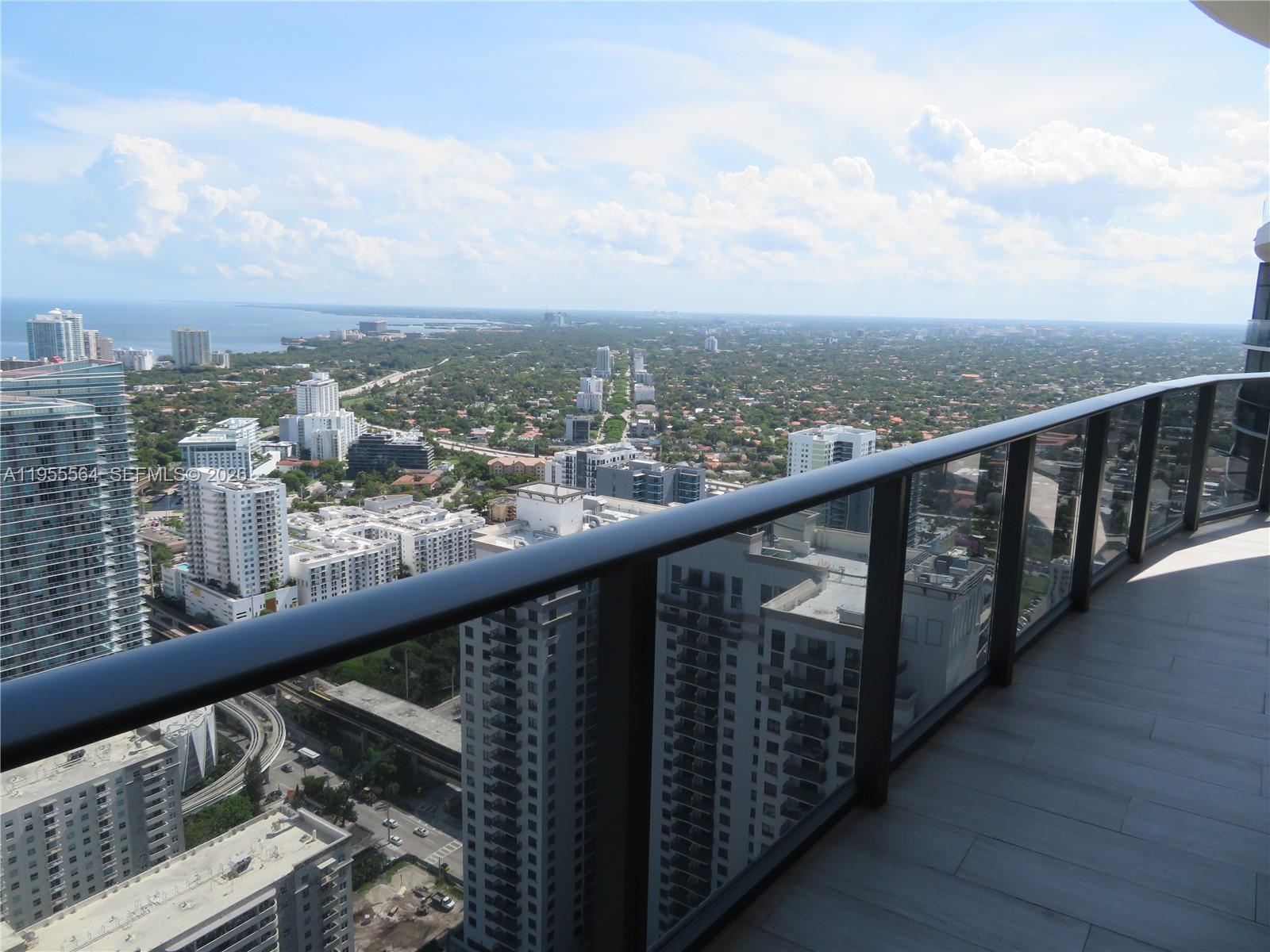 45 SW 9th St #4606, Miami FL 33130