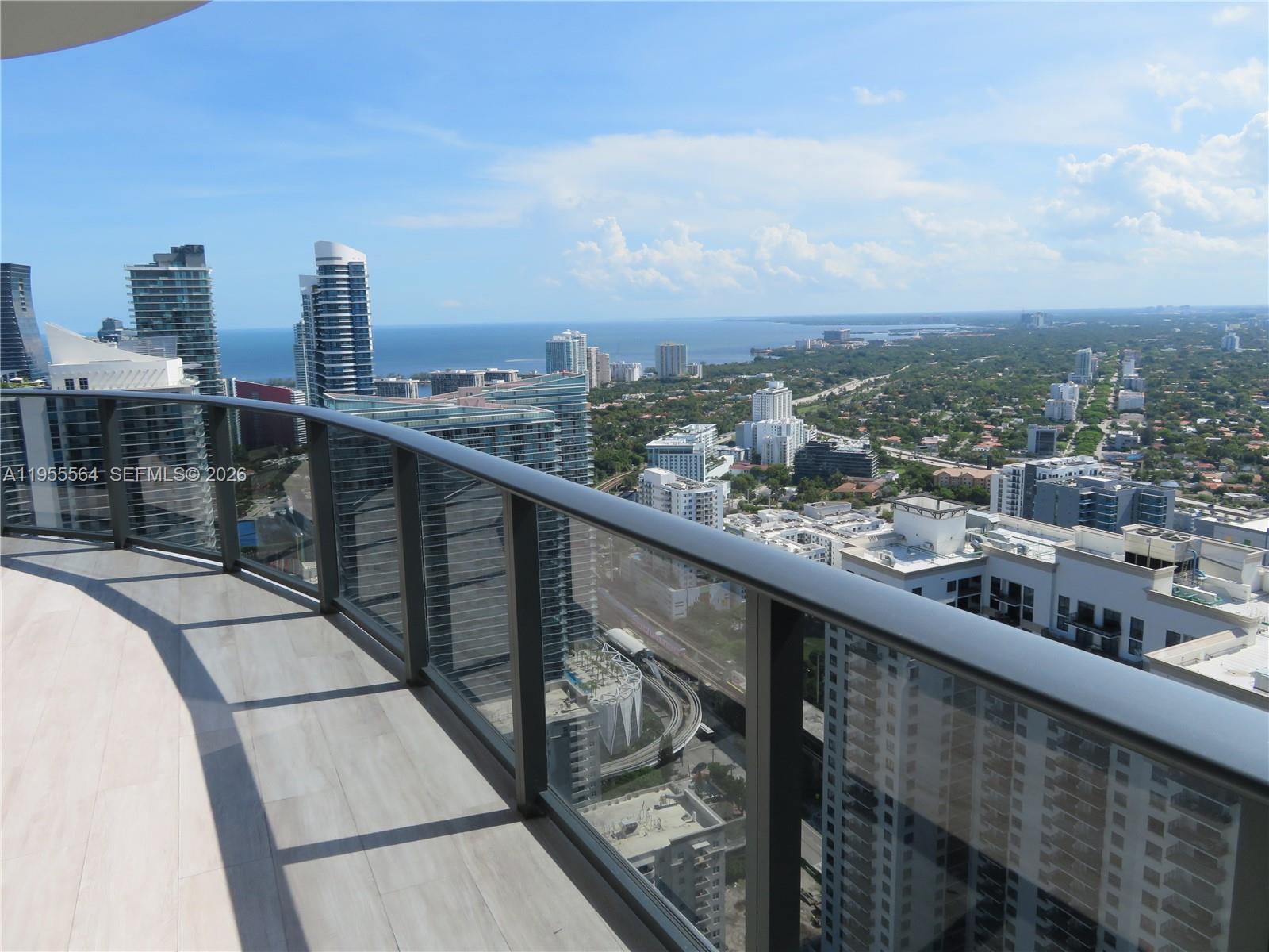 45 SW 9th St #4606, Miami FL 33130