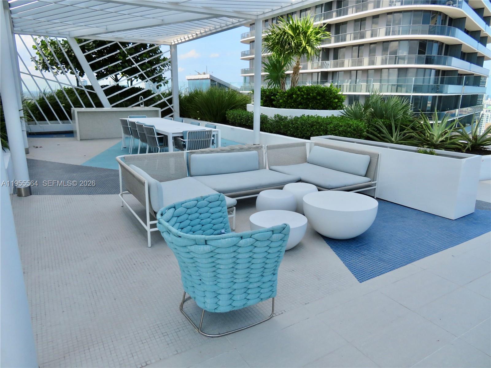 45 SW 9th St #4606, Miami FL 33130