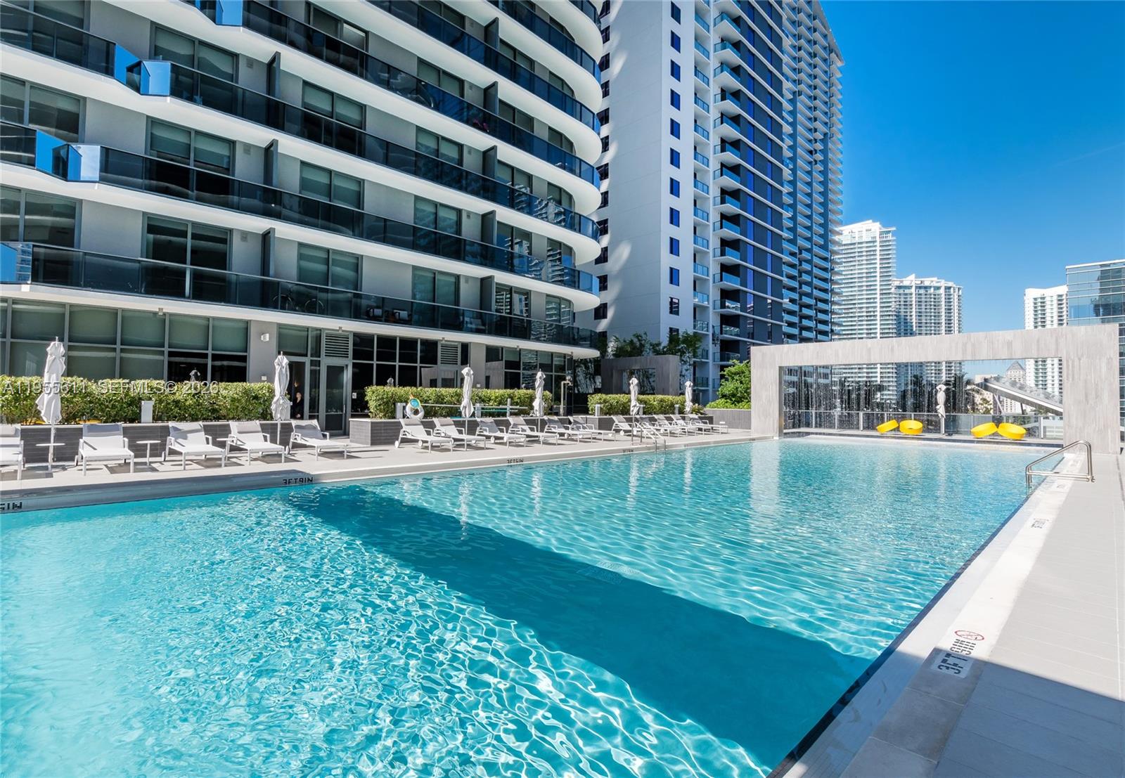 45 SW 9th St #3401, Miami FL 33130