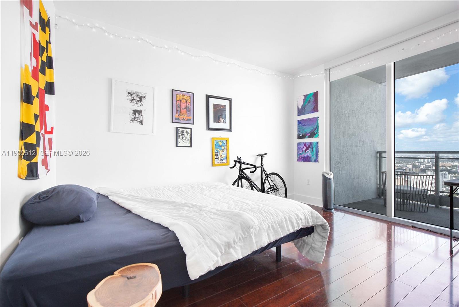 90 SW 3rd St #4408, Miami FL 33130