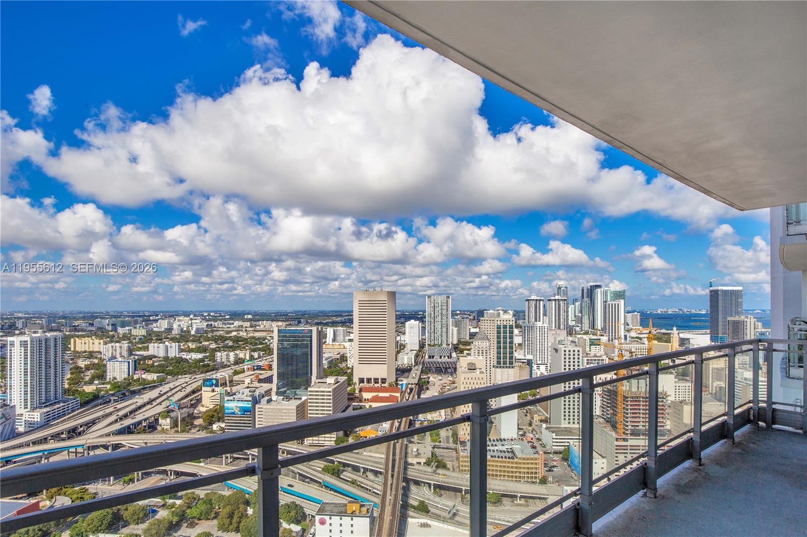 90 SW 3rd St #4408, Miami FL 33130