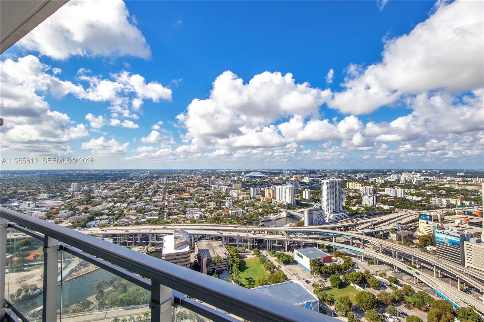 90 SW 3rd St #4408, Miami FL 33130
