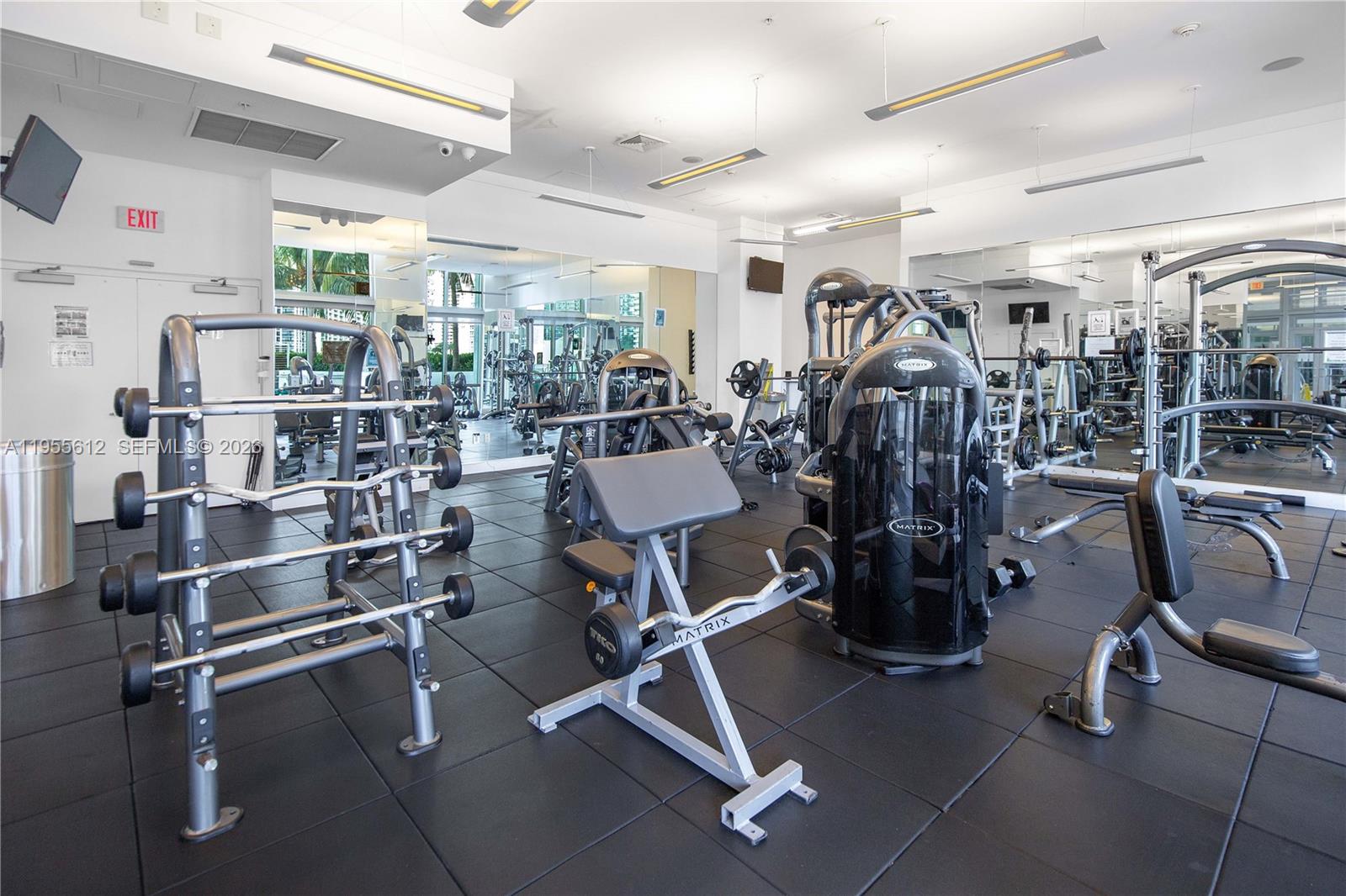 90 SW 3rd St #4408, Miami FL 33130