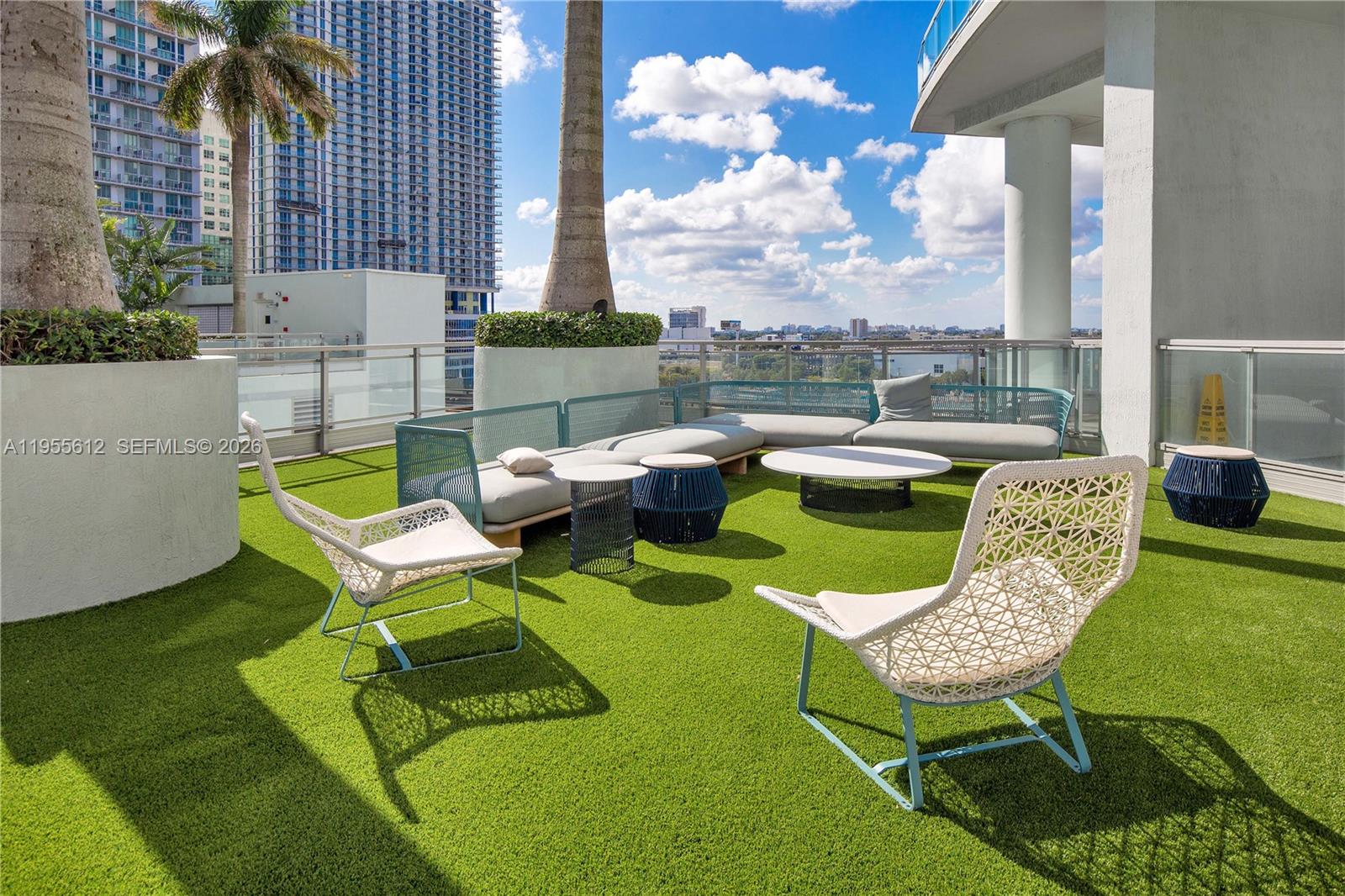 90 SW 3rd St #4408, Miami FL 33130
