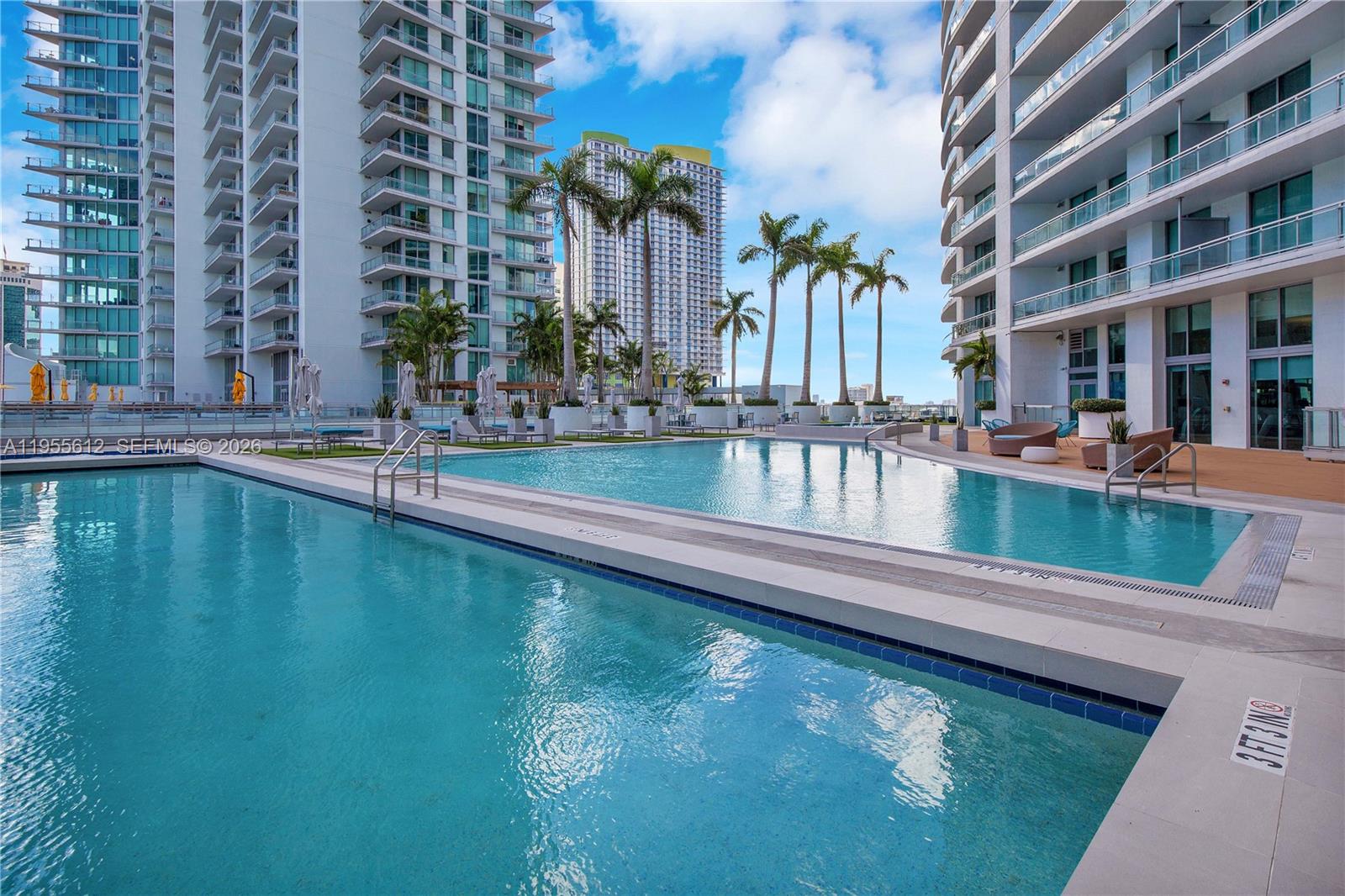 90 SW 3rd St #4408, Miami FL 33130