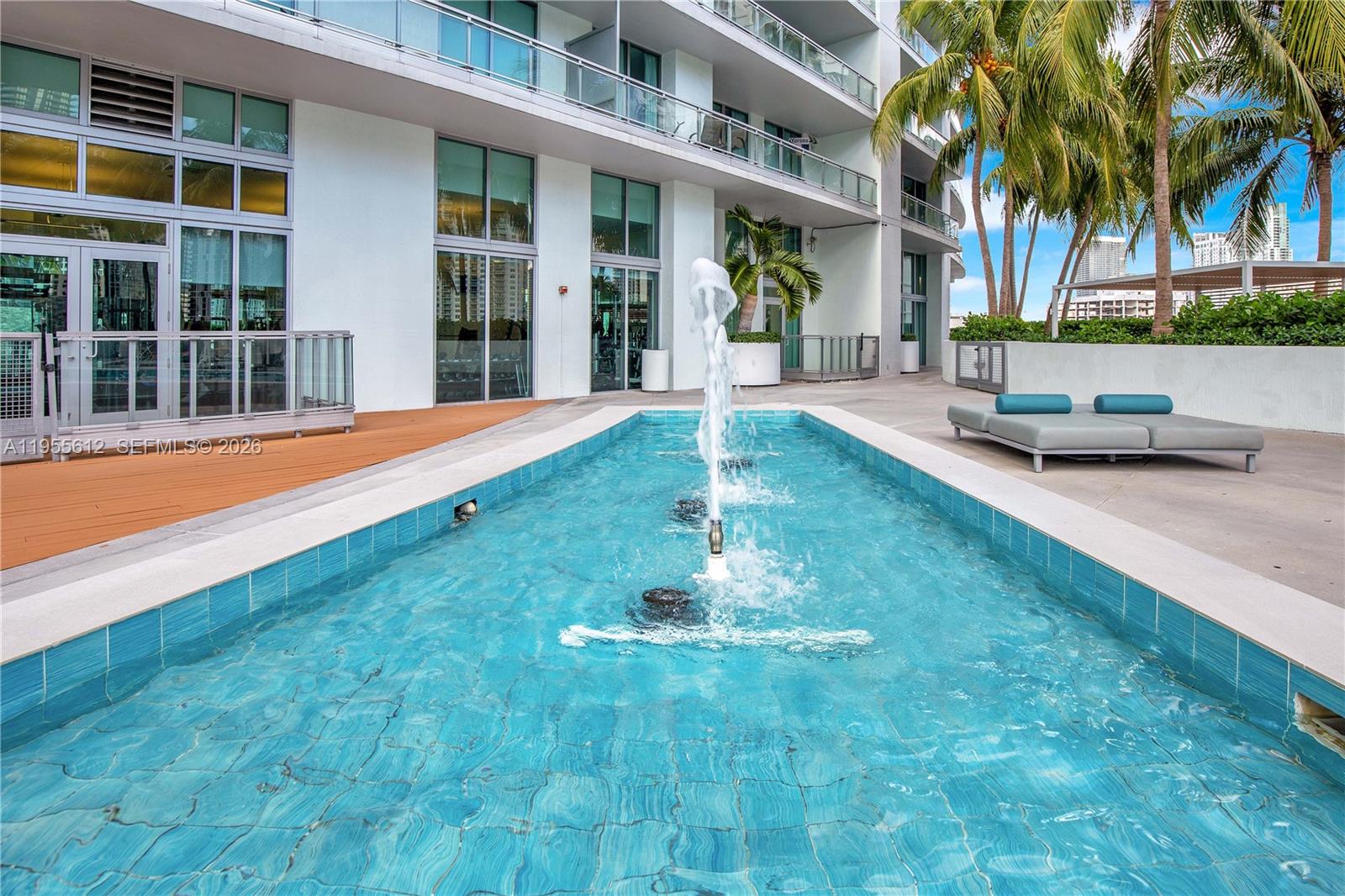 90 SW 3rd St #4408, Miami FL 33130