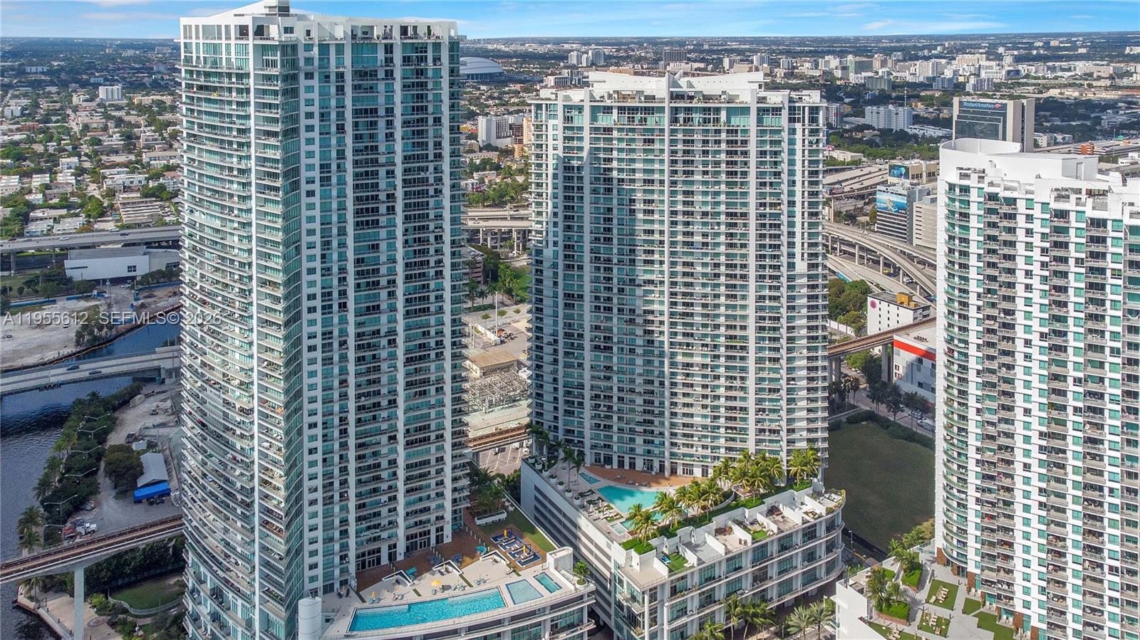 90 SW 3rd St #4408, Miami FL 33130