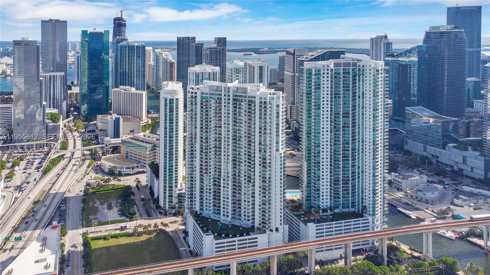 90 SW 3rd St #4408, Miami FL 33130