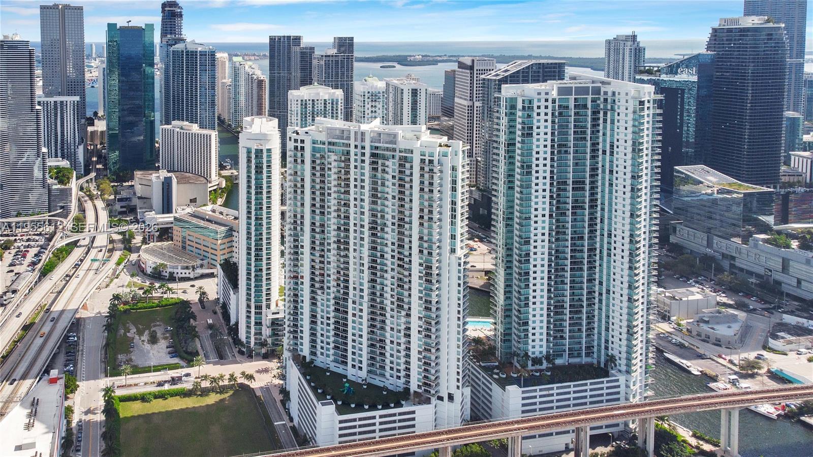 90 SW 3rd St #4408, Miami FL 33130
