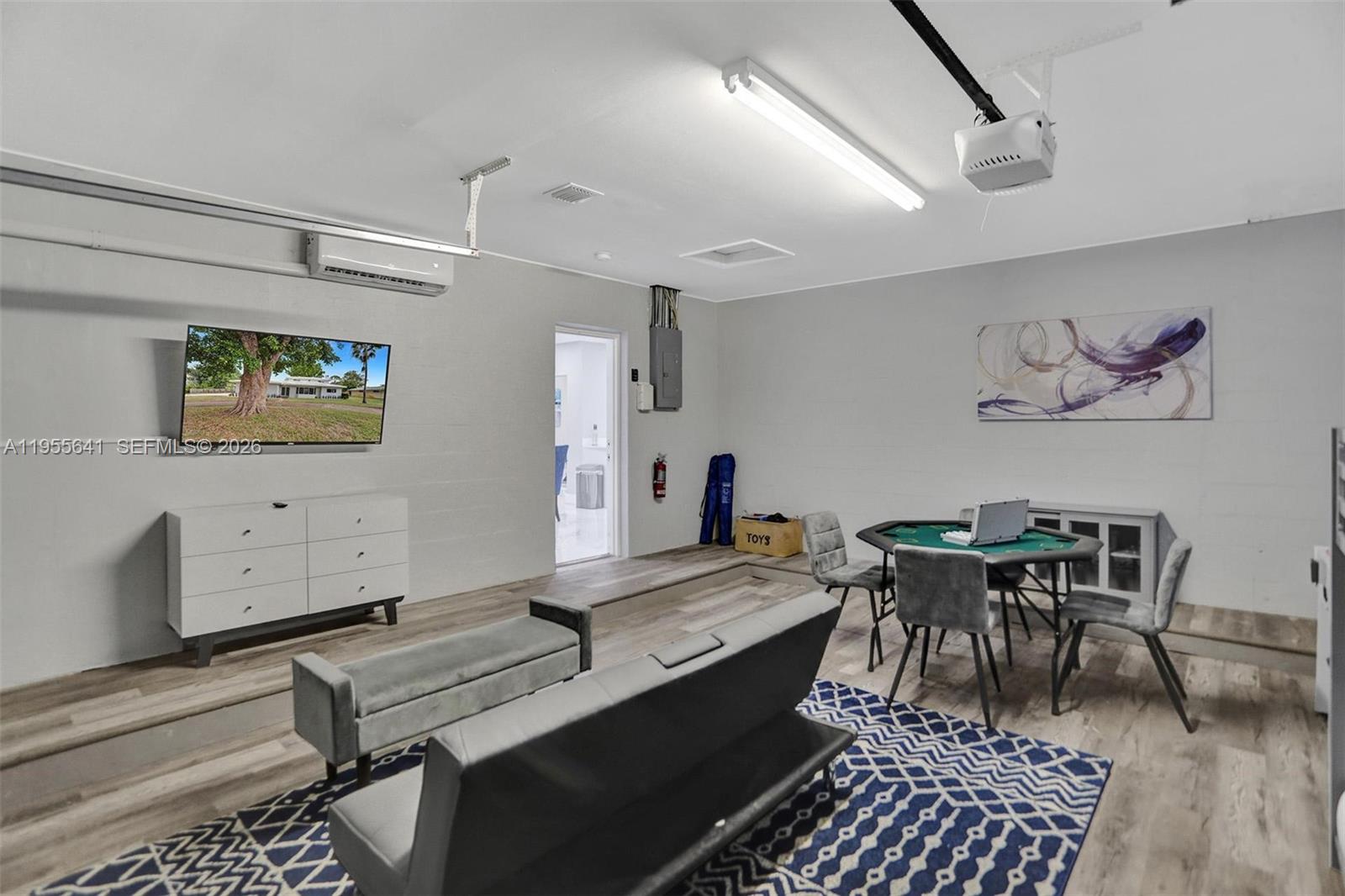 63 SE 5th Ave, Deerfield Beach FL 33441