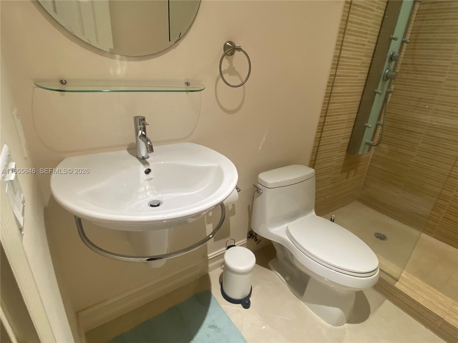 6471 Bay Club Dr #2, Fort Lauderdale FL 33308