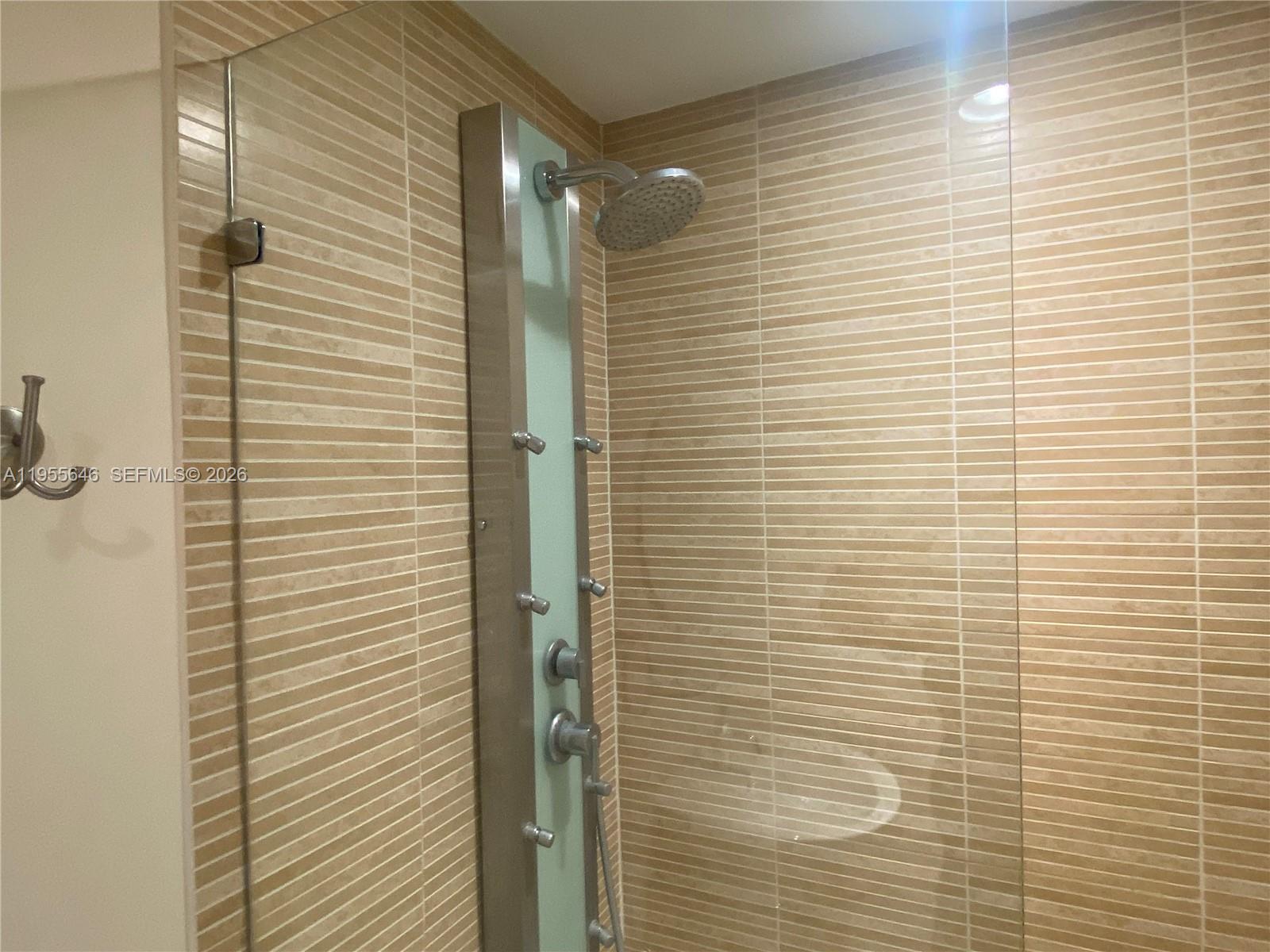 6471 Bay Club Dr #2, Fort Lauderdale FL 33308