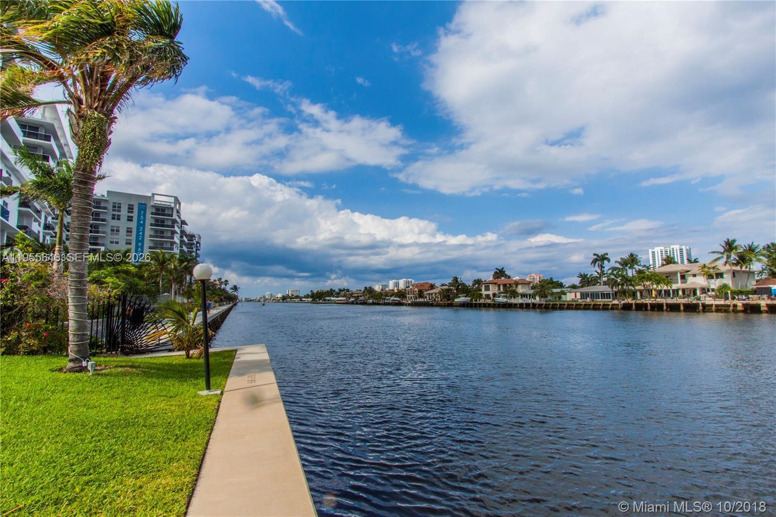 6471 Bay Club Dr #2, Fort Lauderdale FL 33308