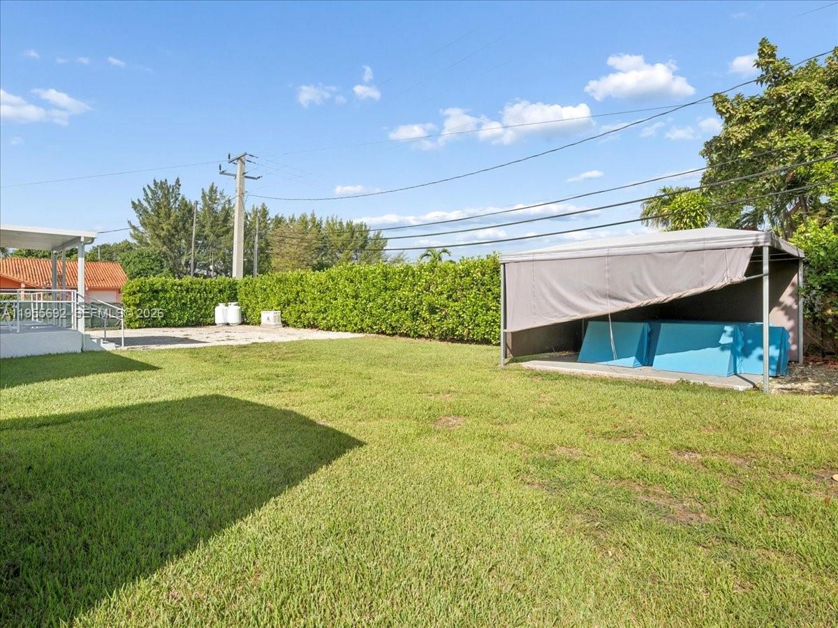 6891 SW 26th Ter, Miami FL 33155